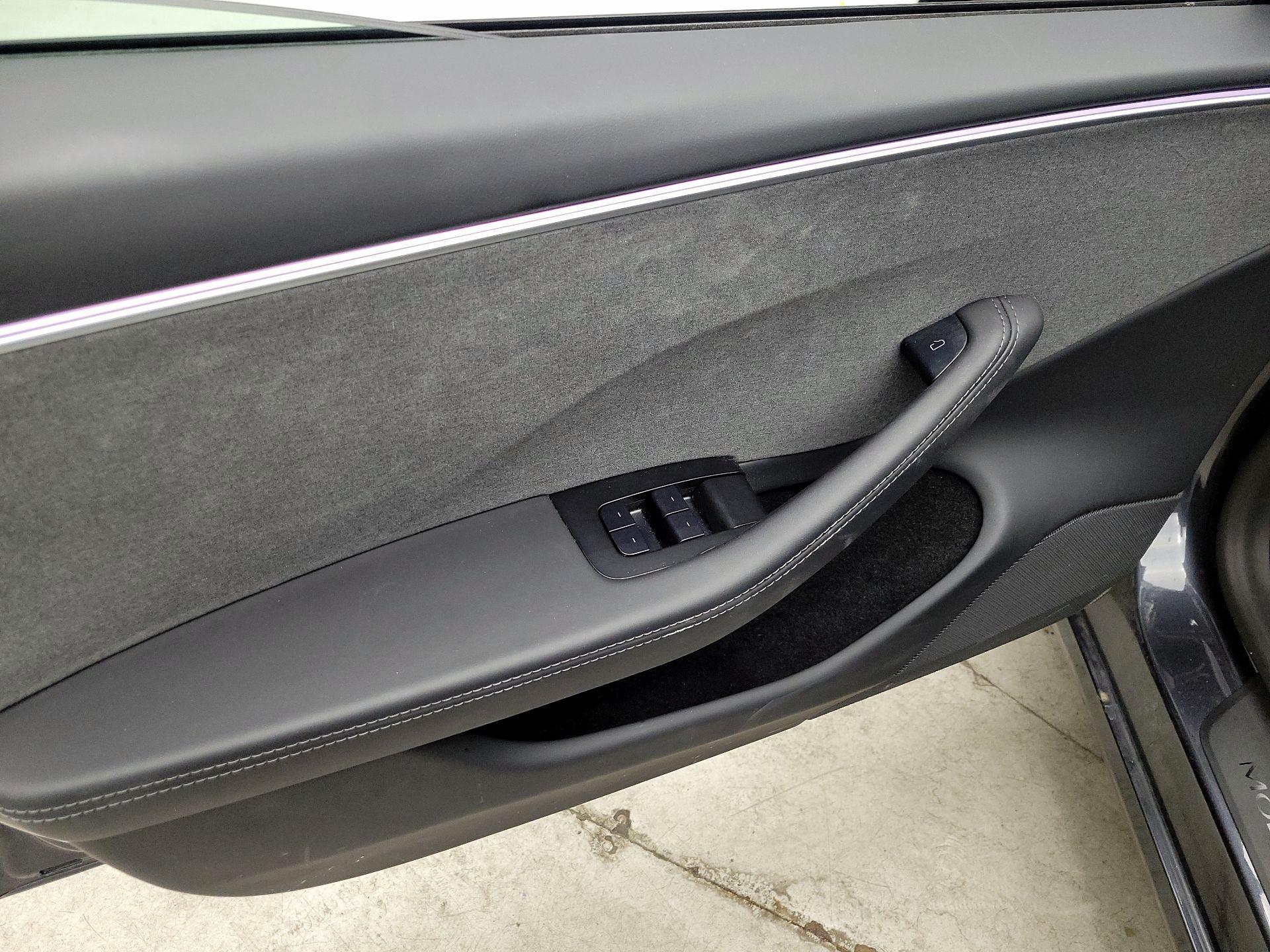 Thumbnail: 2025 Tesla Model 3 - 12