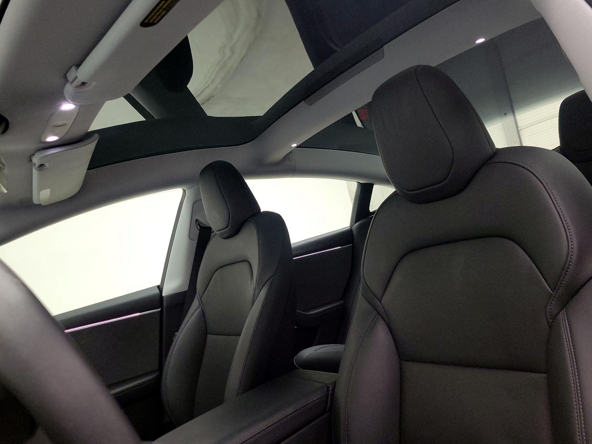 Thumbnail: 2025 Tesla Model 3 - 18