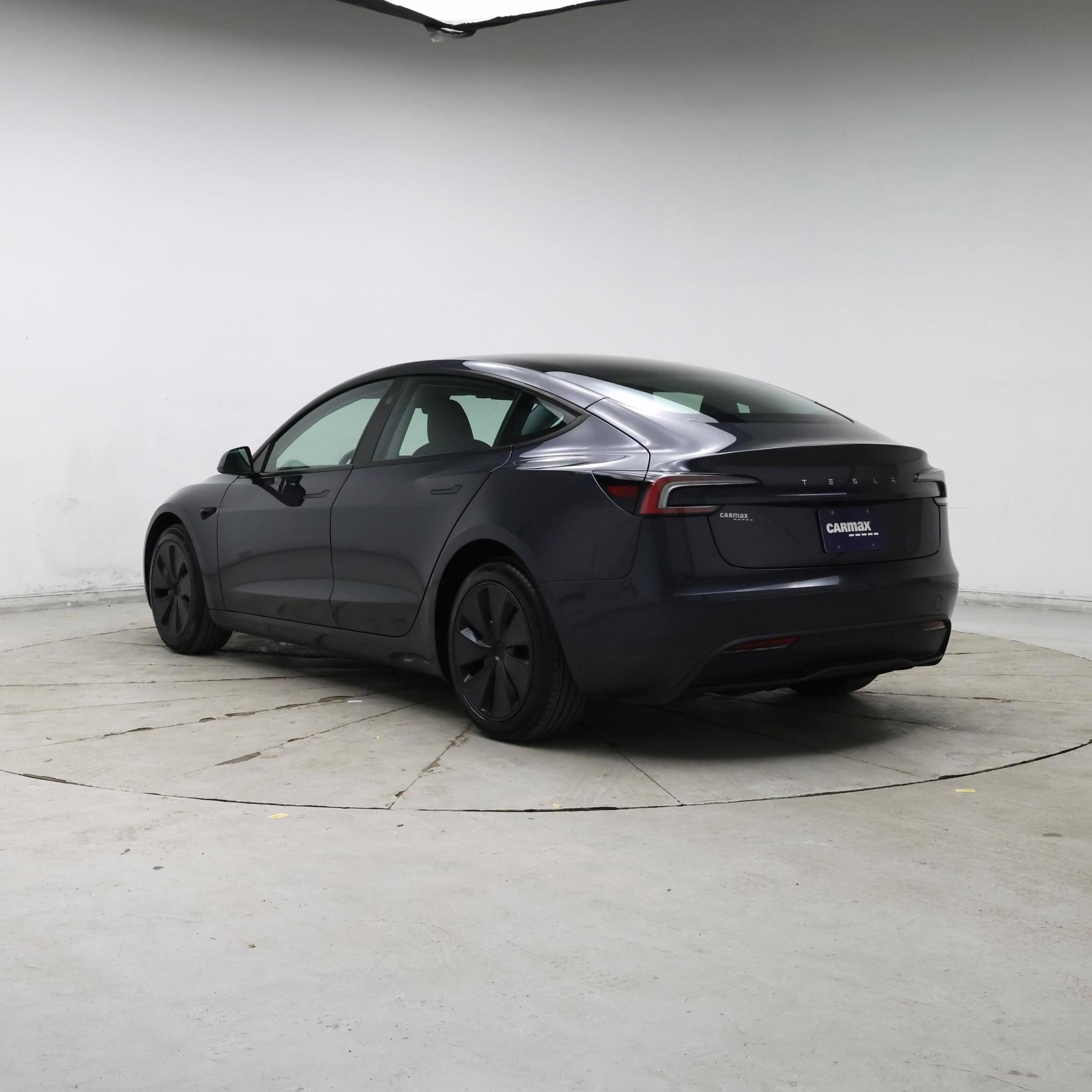 Thumbnail: 2025 Tesla Model 3 - 2