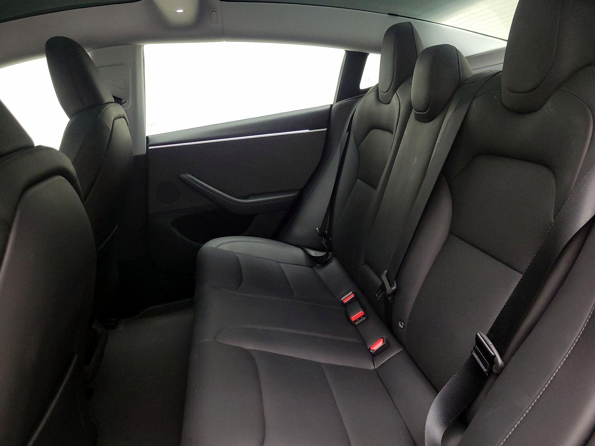 Thumbnail: 2025 Tesla Model 3 - 19