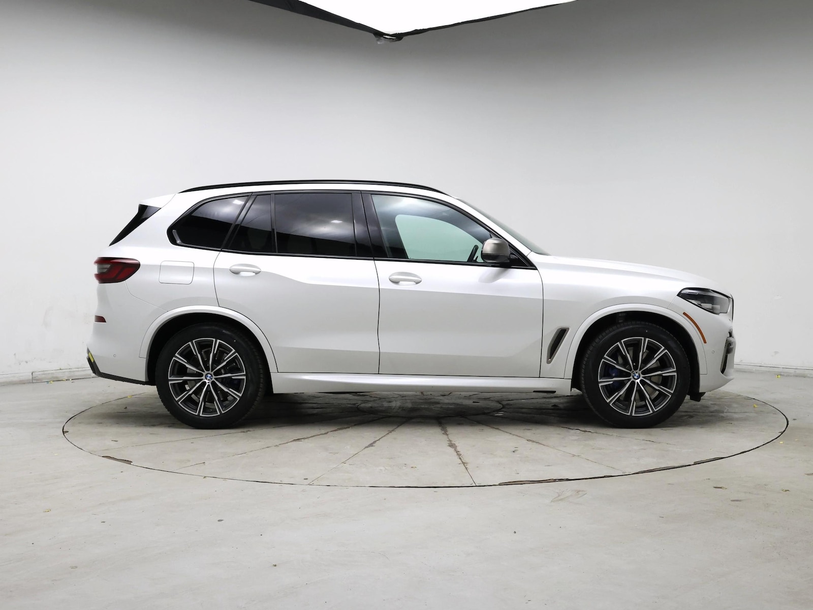 2020 BMW X5 M50i - Photo 8
