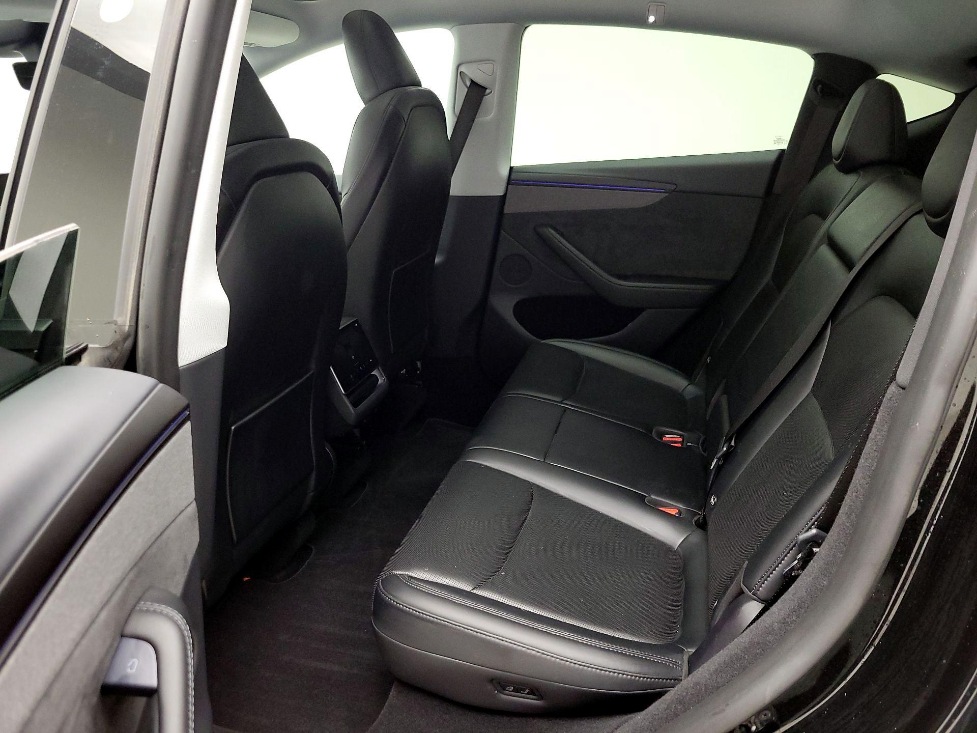 Thumbnail: 2026 Tesla Model Y - 18