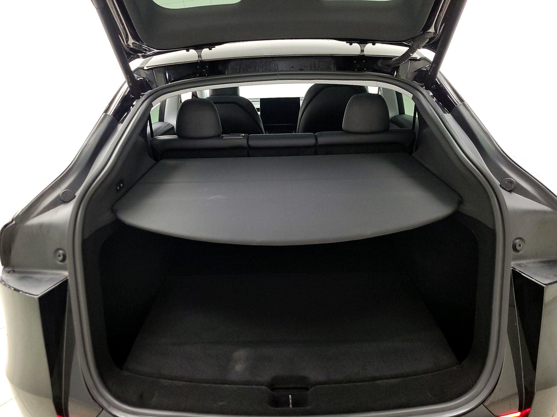 Thumbnail: 2026 Tesla Model Y - 19