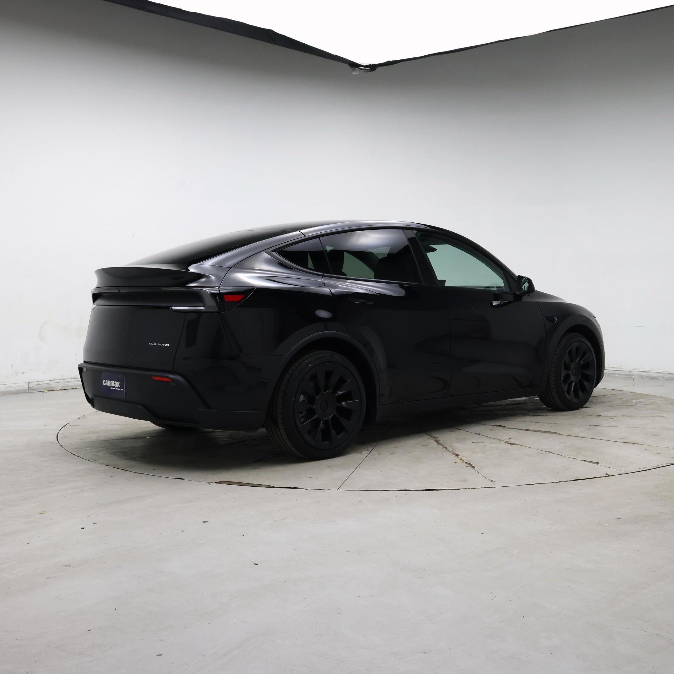 Thumbnail: 2026 Tesla Model Y - 8