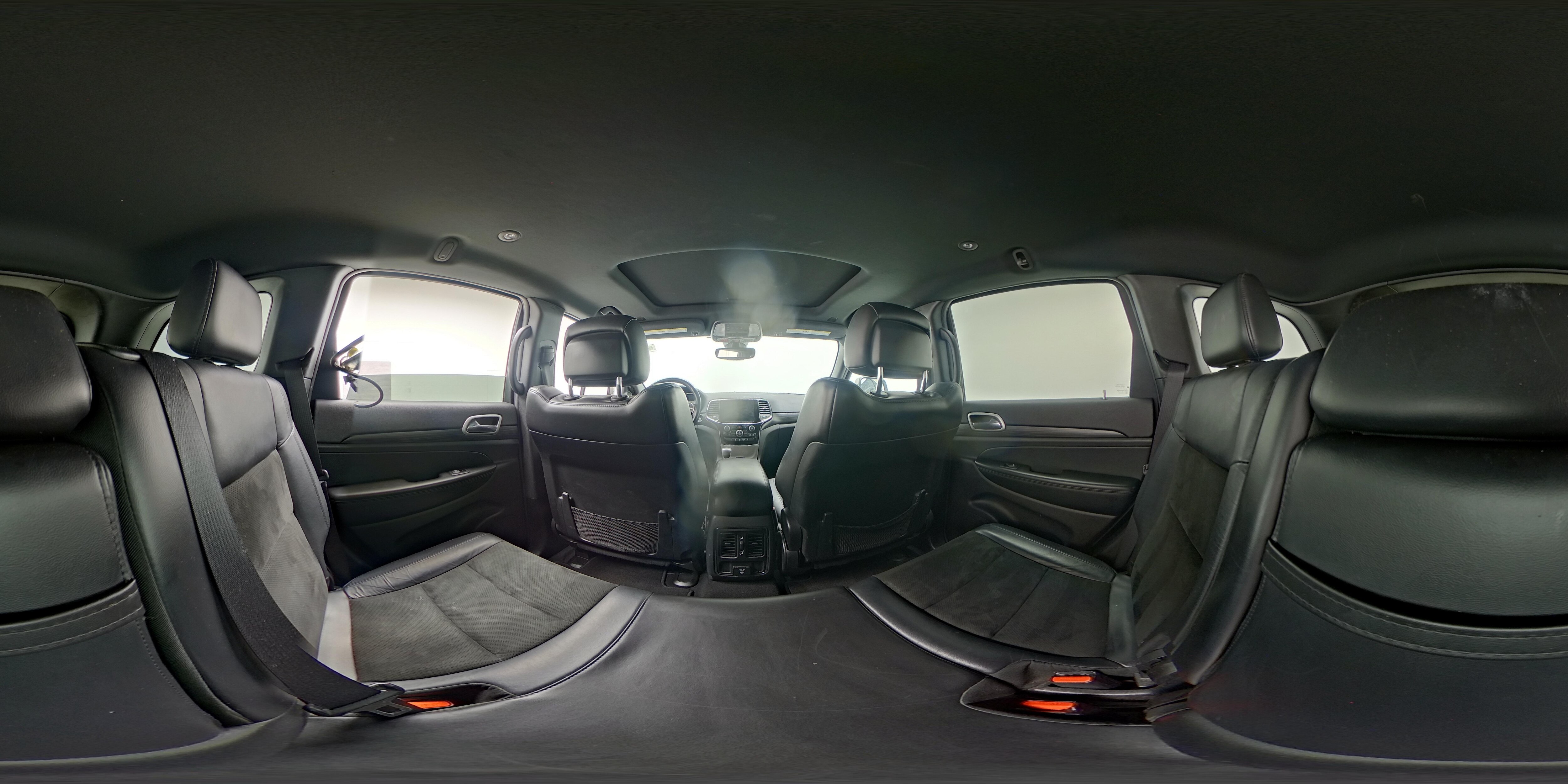 2019 Jeep Grand Cherokee Altitude - Photo 26