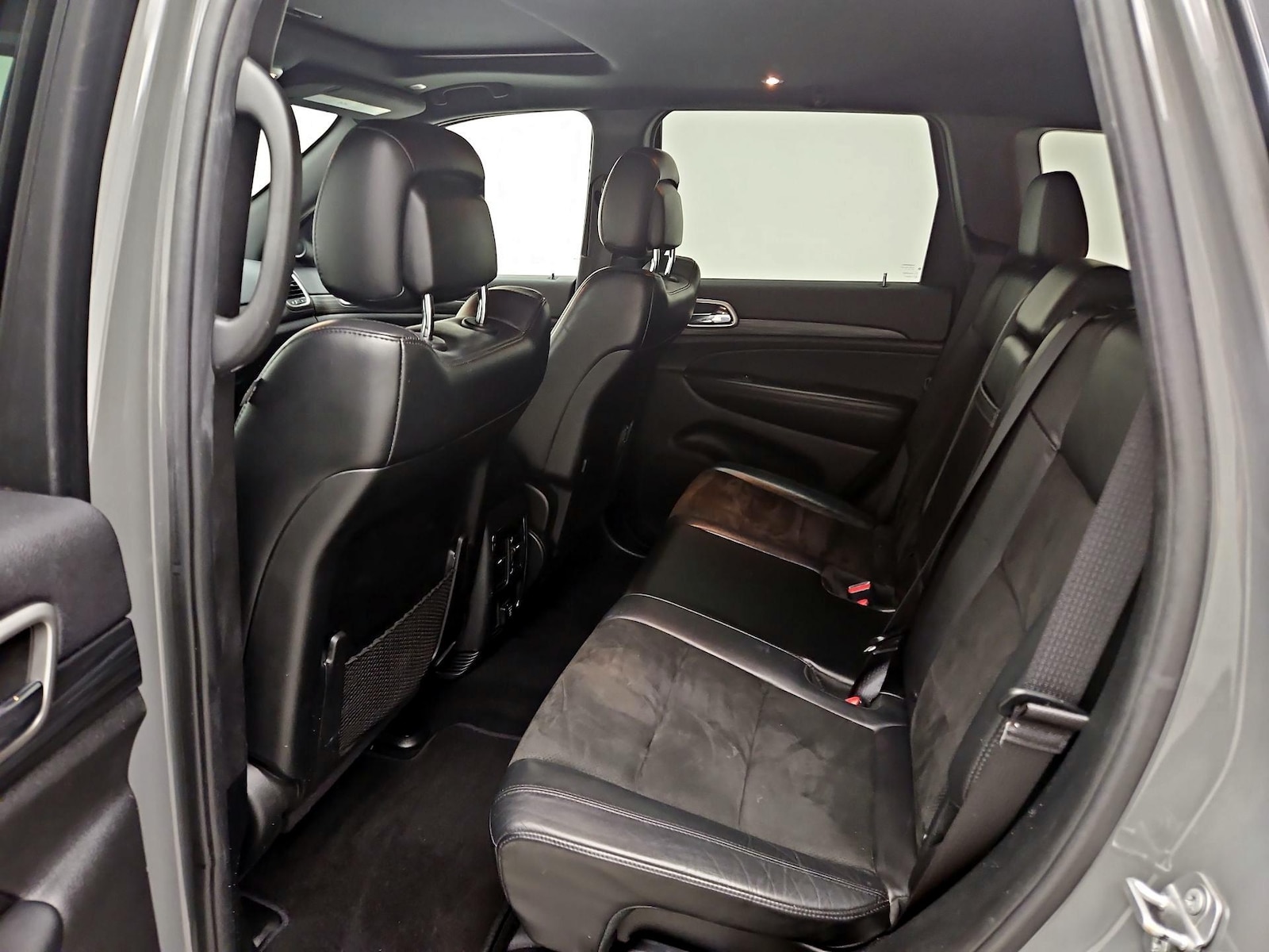 2019 Jeep Grand Cherokee Altitude - Photo 21