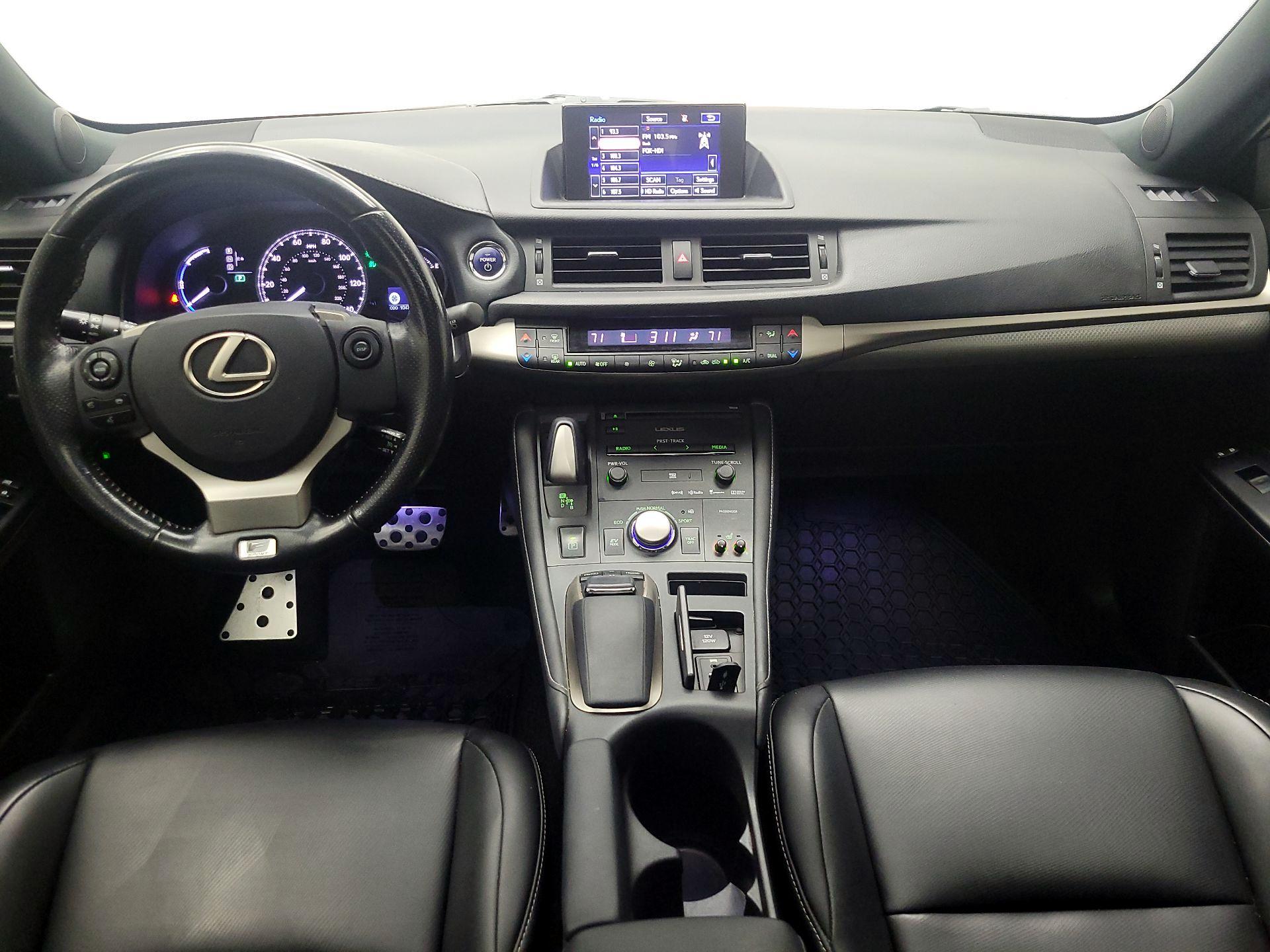 Thumbnail: 2016 Lexus CT - 9