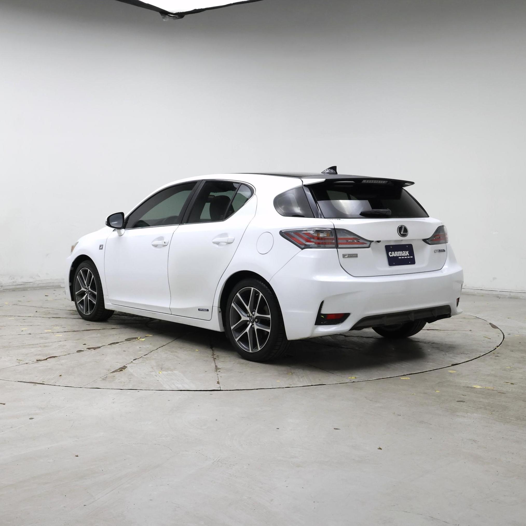 Thumbnail: 2016 Lexus CT - 2