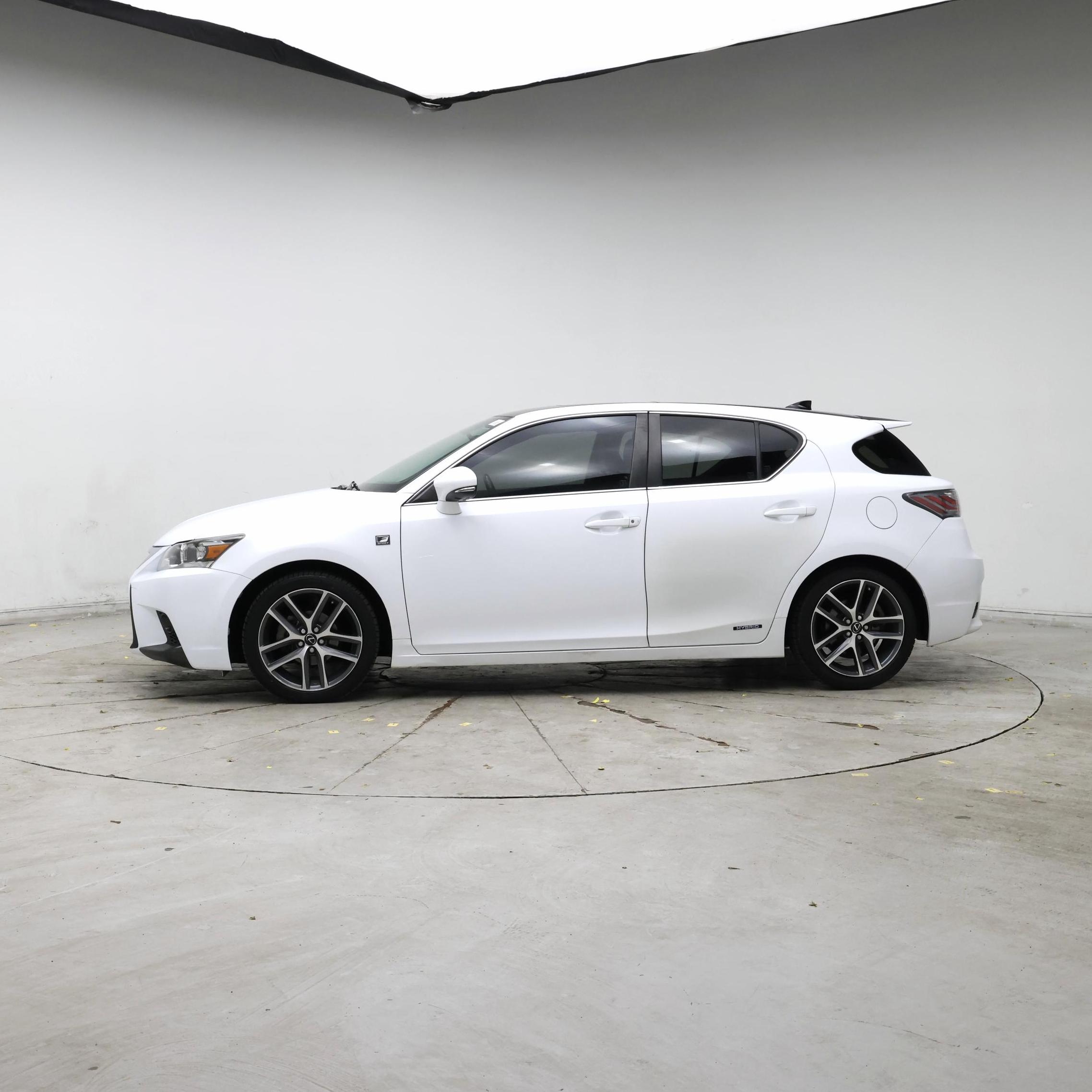 Thumbnail: 2016 Lexus CT - 3