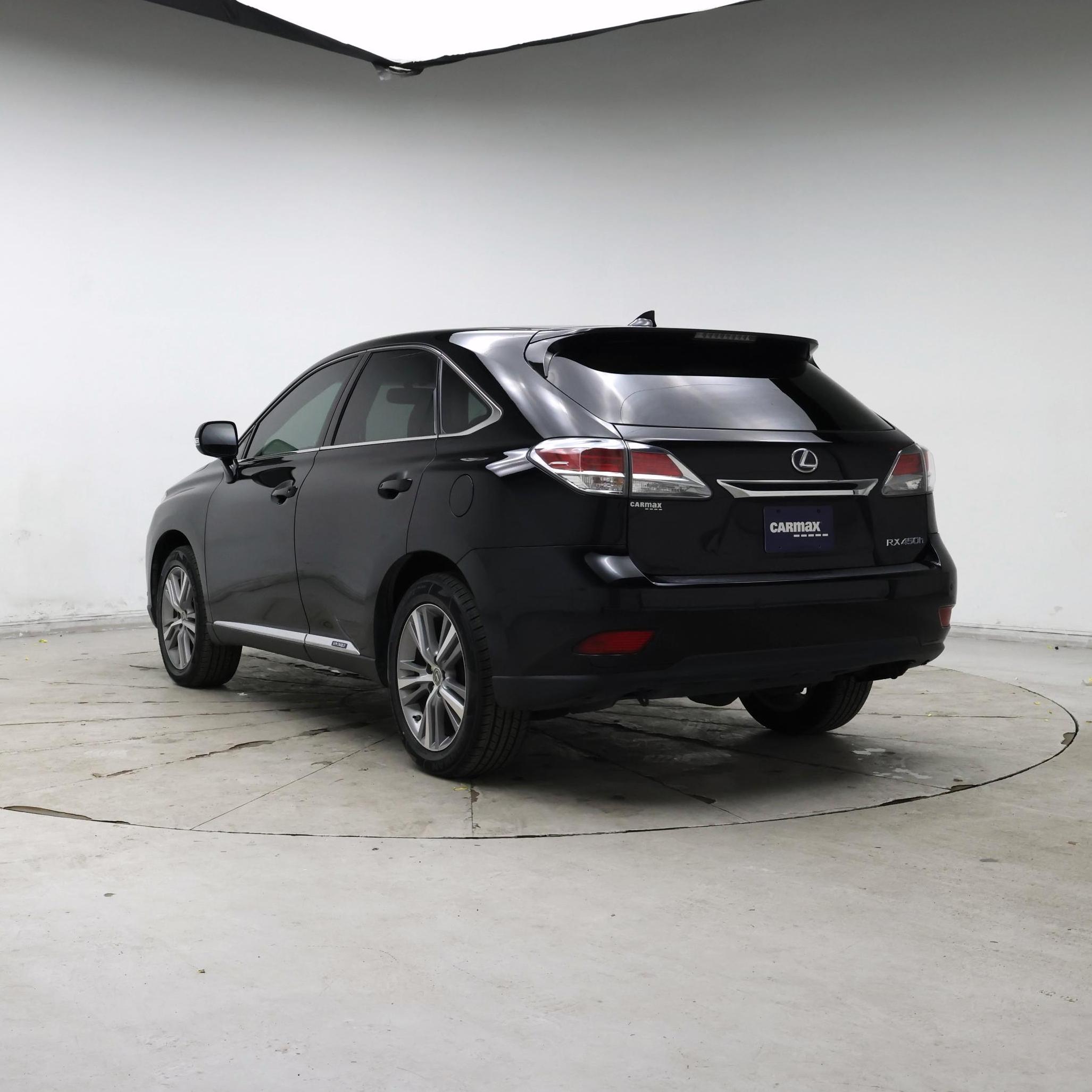 Thumbnail: 2015 Lexus RX - 2
