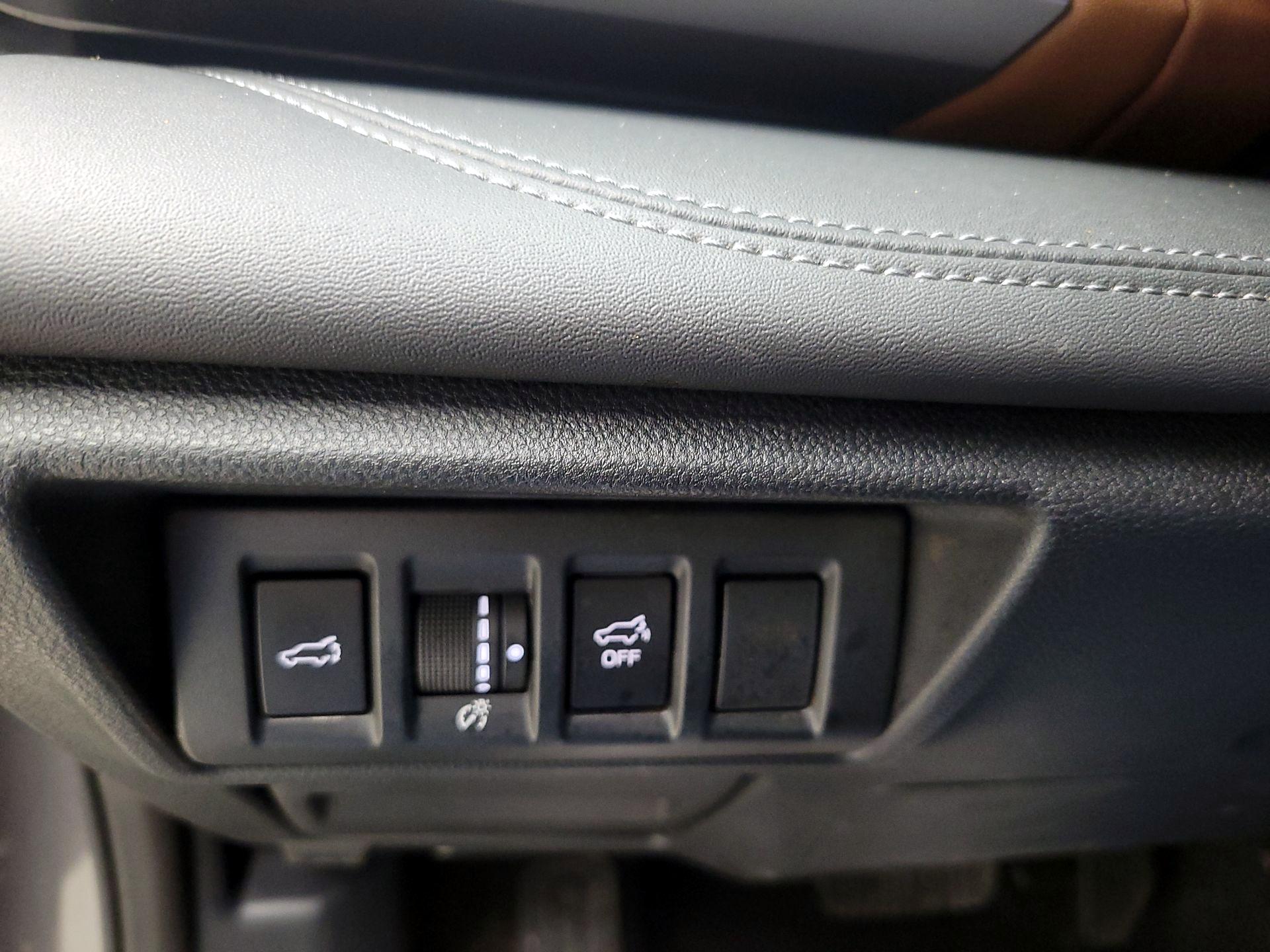 Thumbnail: 2021 Subaru Outback - 13