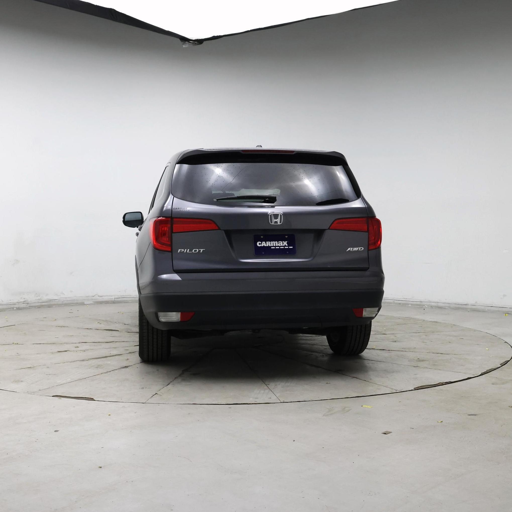 Thumbnail: 2017 Honda Pilot - 6