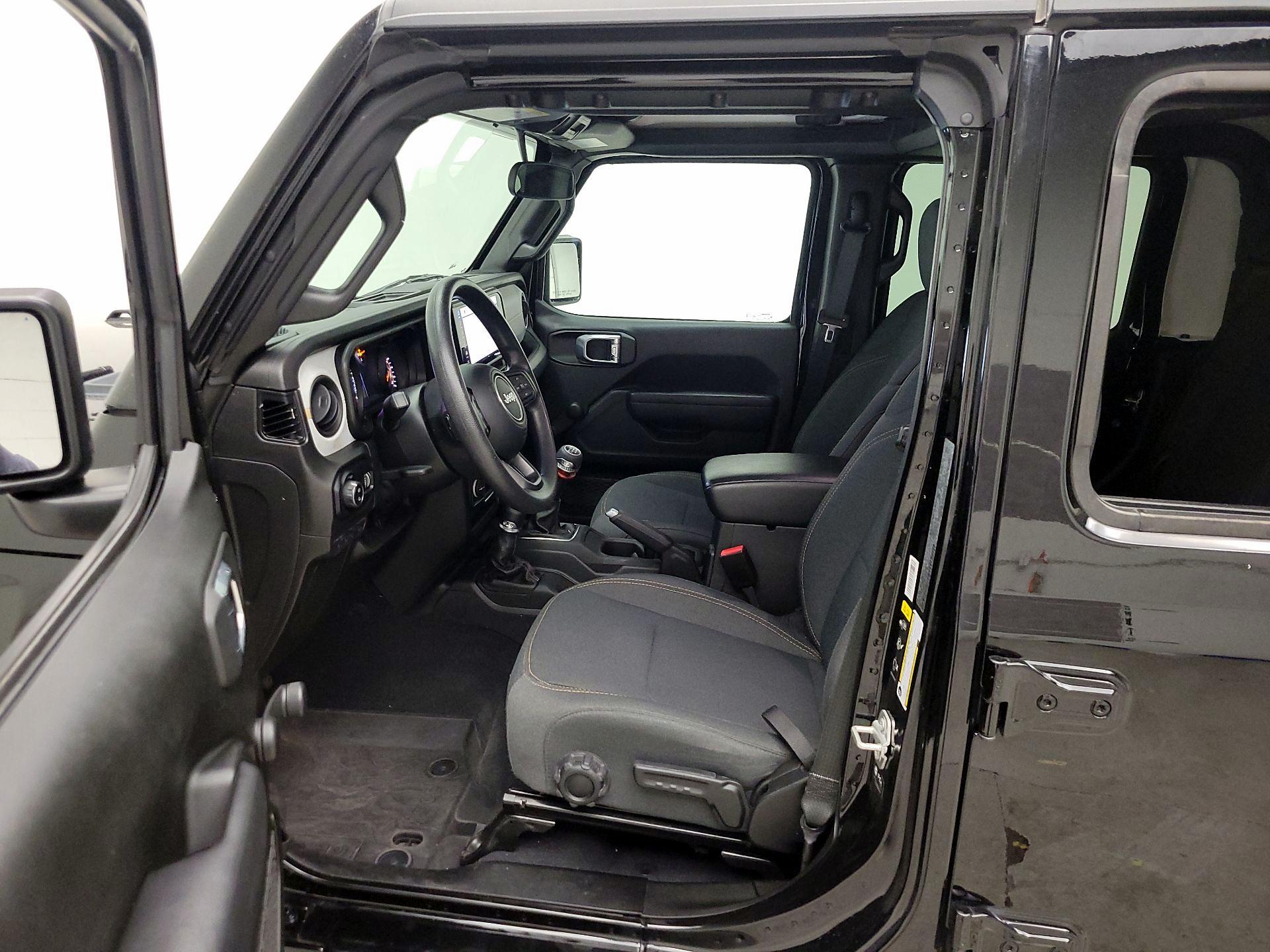 Thumbnail: 2024 Jeep Gladiator - 11