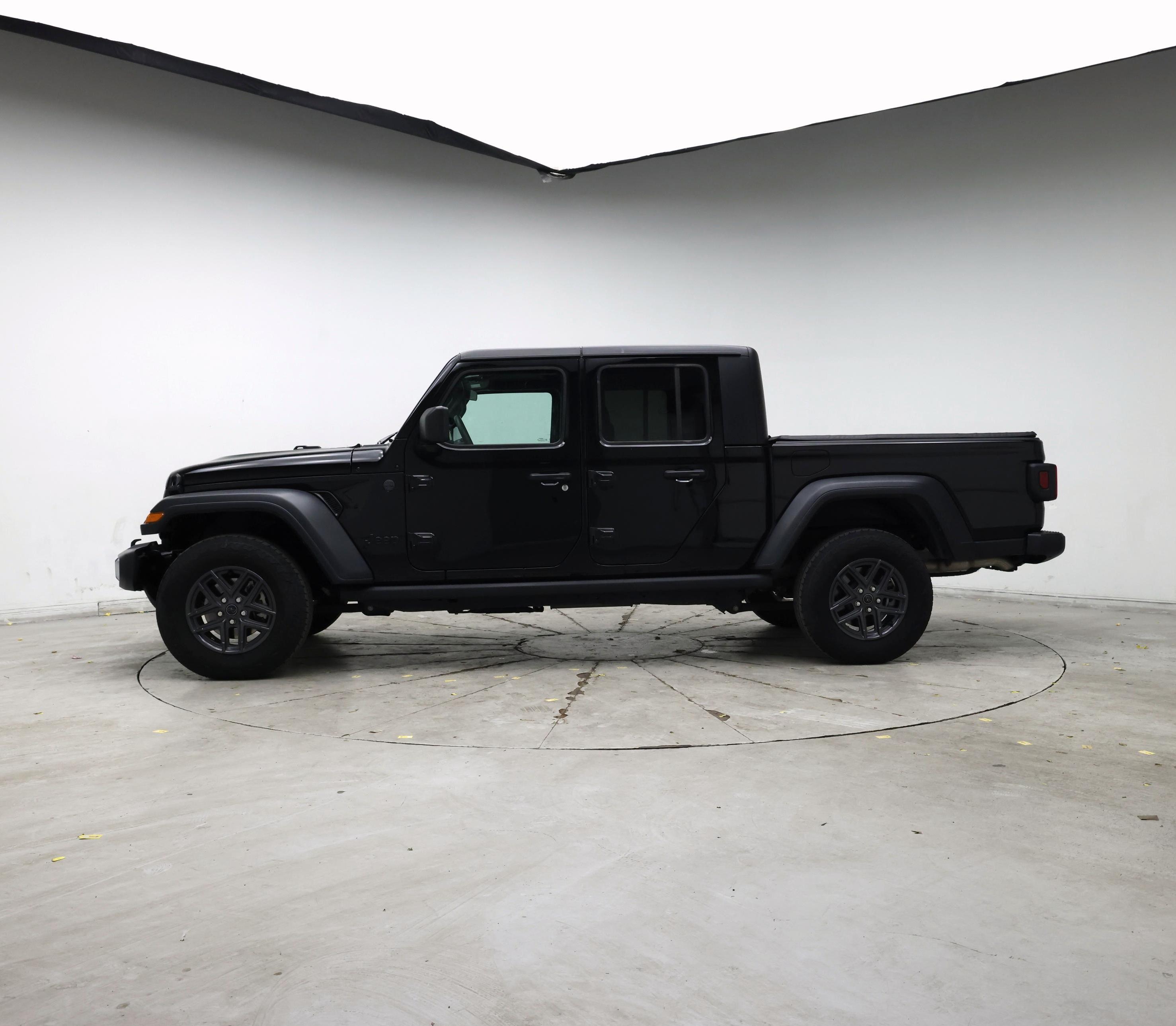 Thumbnail: 2024 Jeep Gladiator - 3