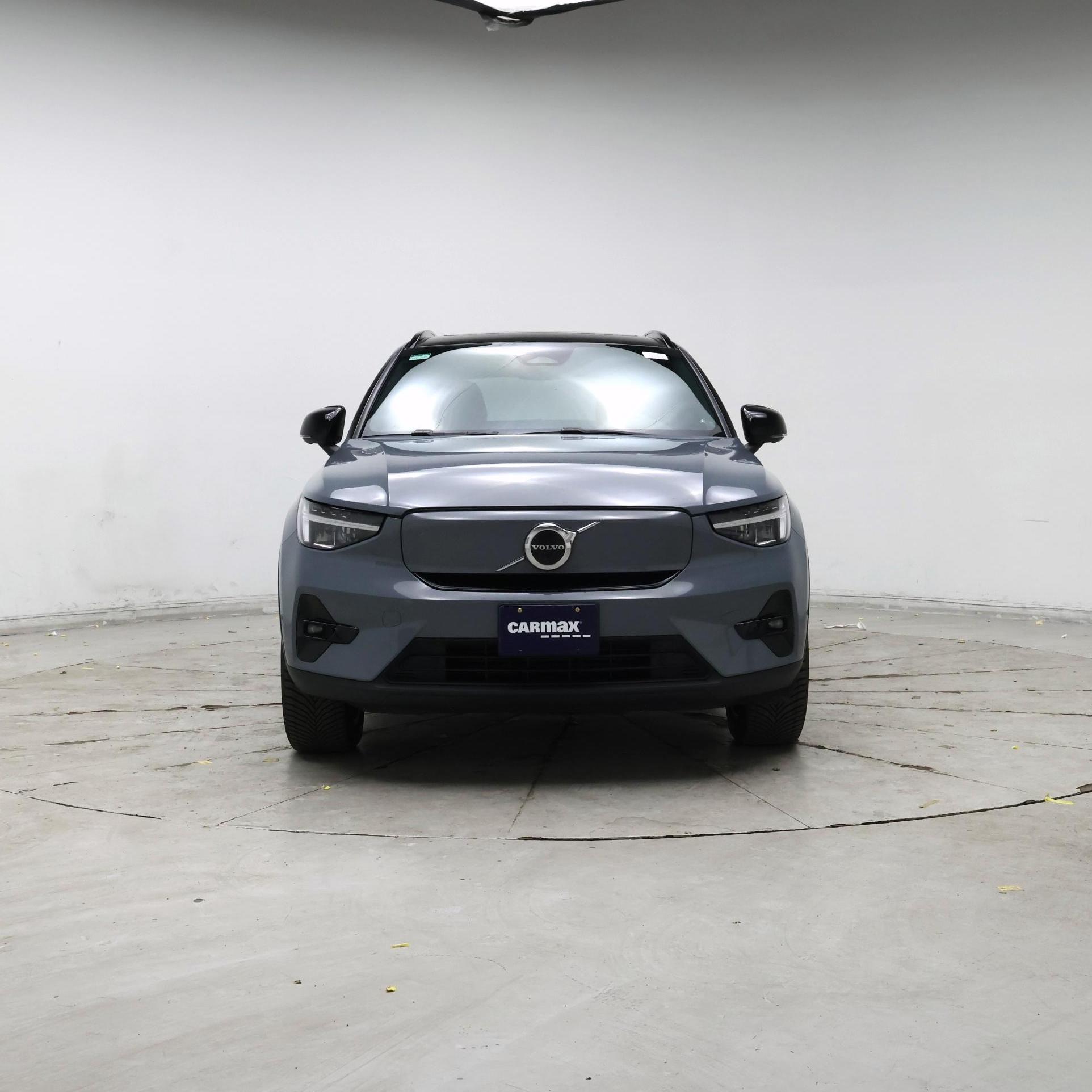 Thumbnail: 2023 Volvo XC40 - 5