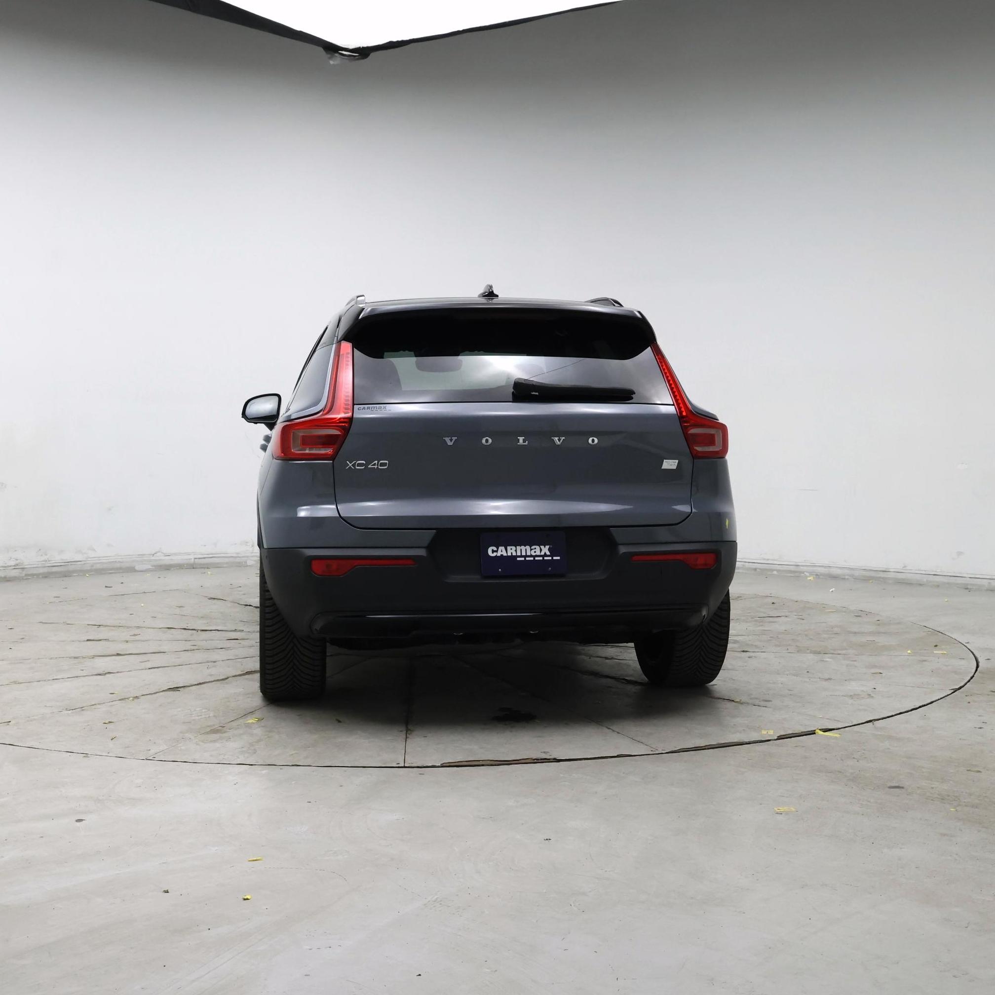 Thumbnail: 2023 Volvo XC40 - 6