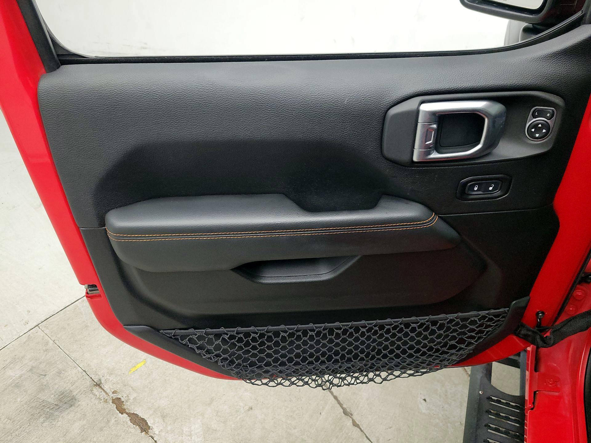 Thumbnail: 2020 Jeep Gladiator - 12