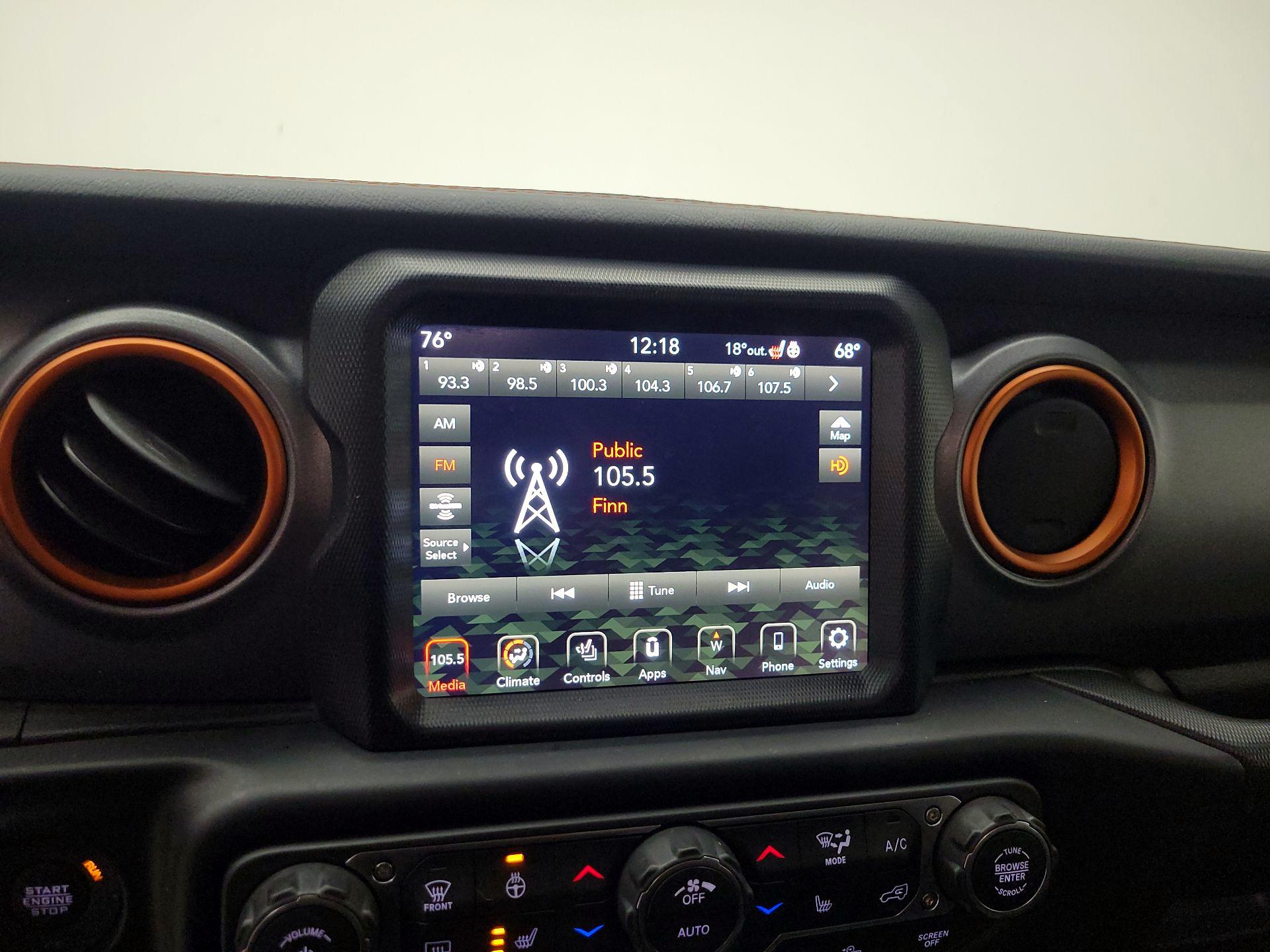 Thumbnail: 2020 Jeep Gladiator - 16