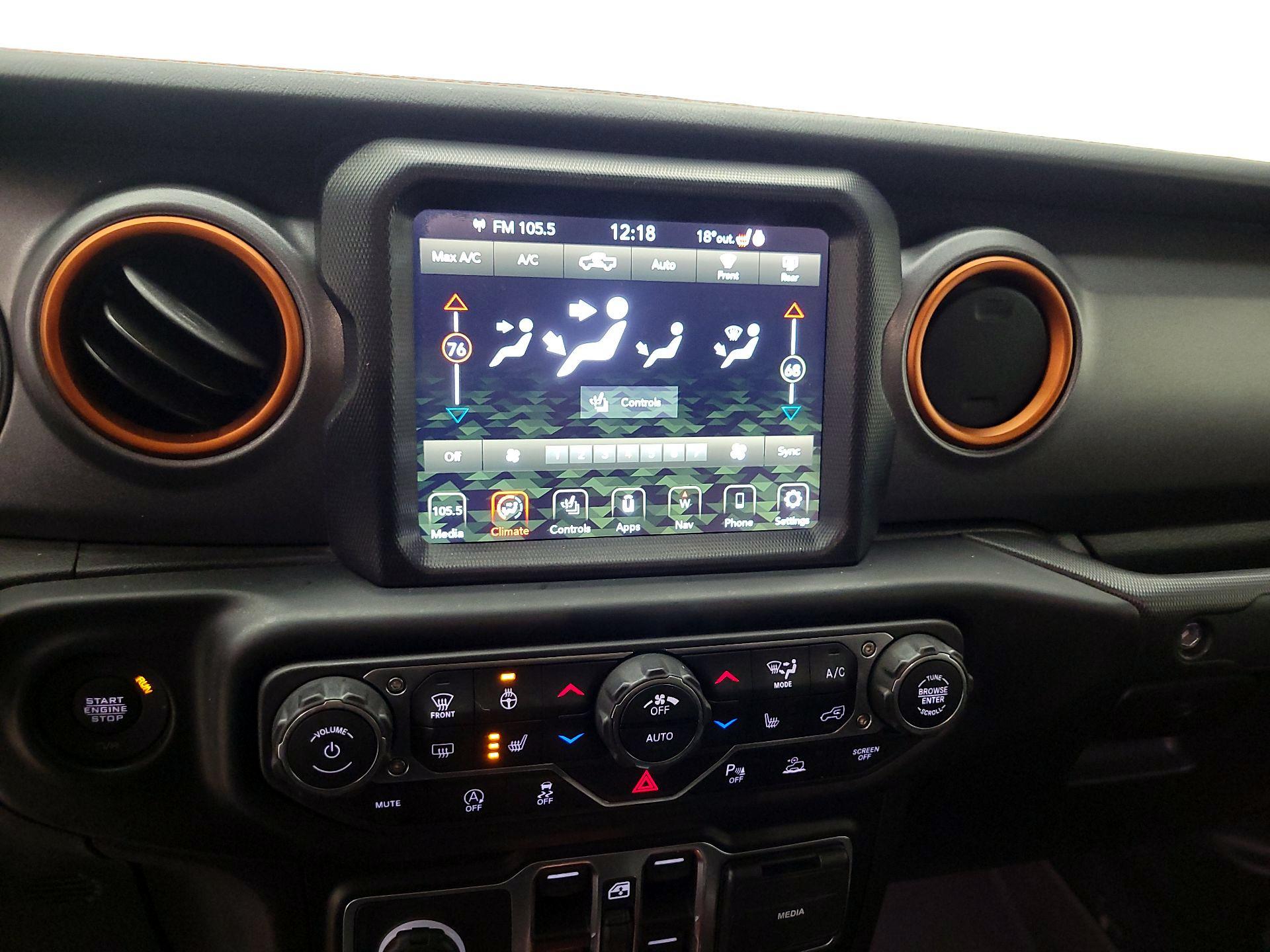 Thumbnail: 2020 Jeep Gladiator - 17