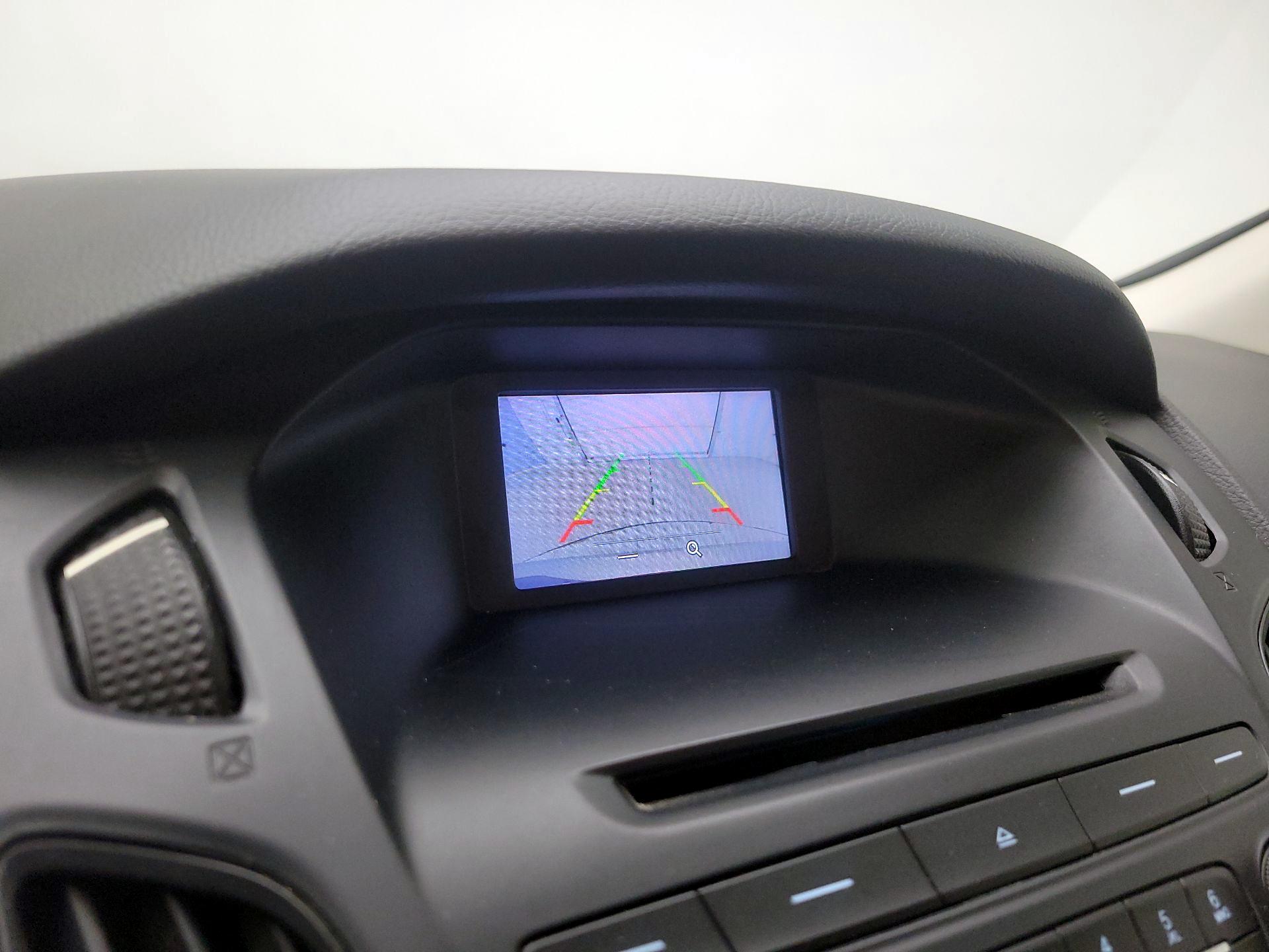 Thumbnail: 2016 Ford Focus - 14