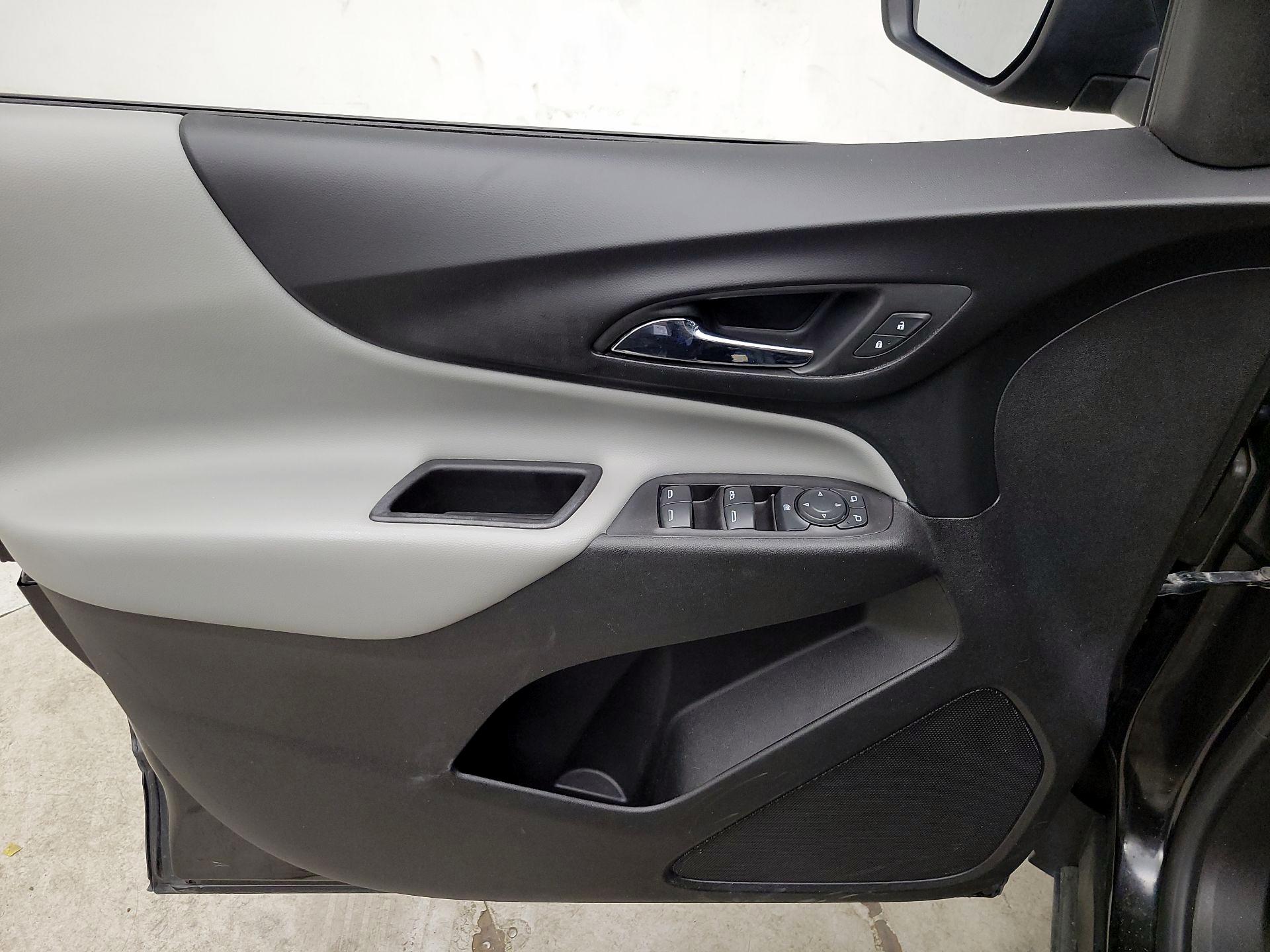 Thumbnail: 2019 Chevrolet Equinox - 12