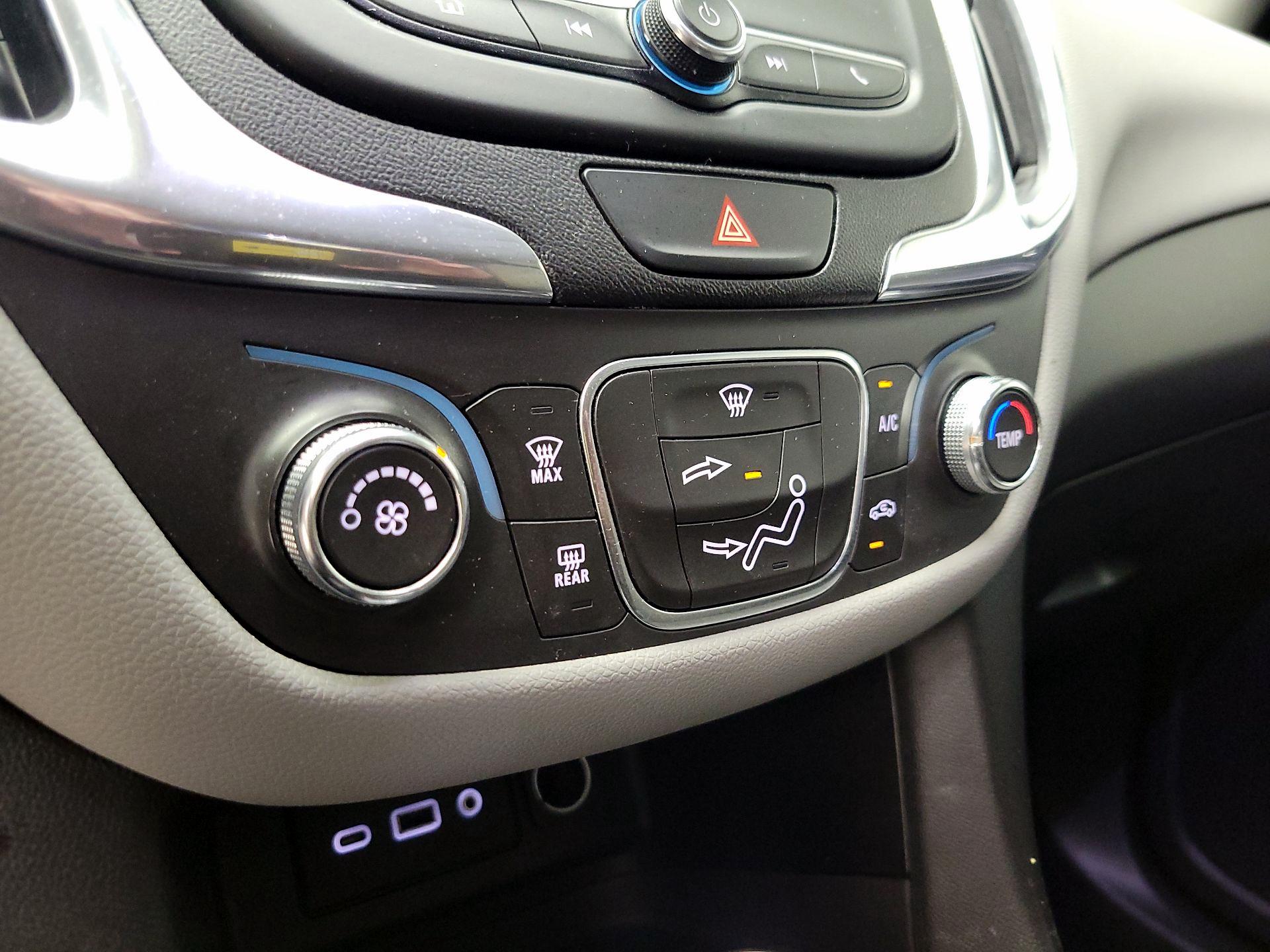 Thumbnail: 2019 Chevrolet Equinox - 16