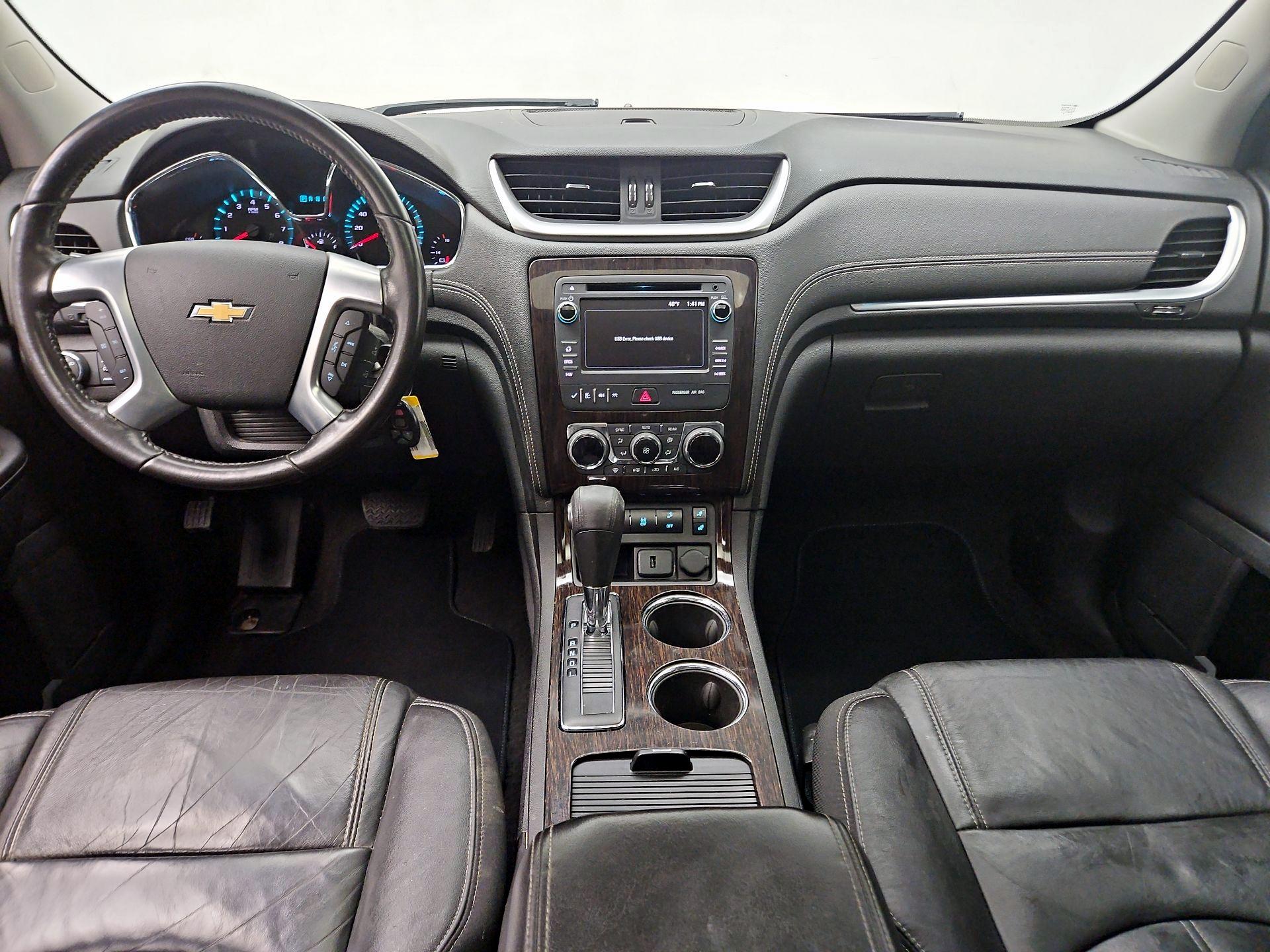 Thumbnail: 2015 Chevrolet Traverse - 9