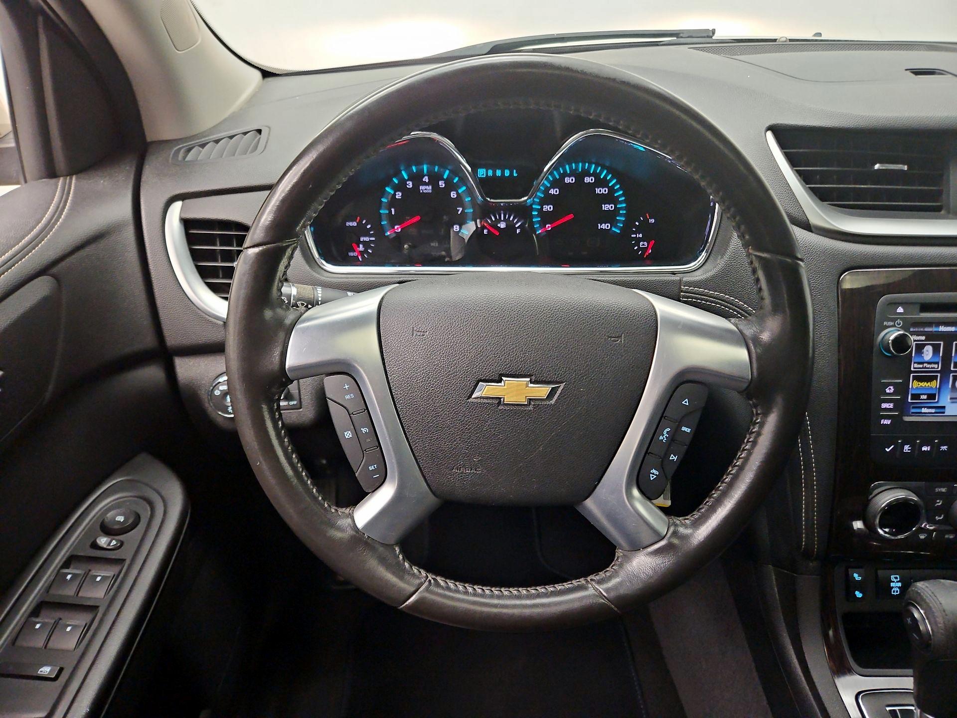 Thumbnail: 2015 Chevrolet Traverse - 10