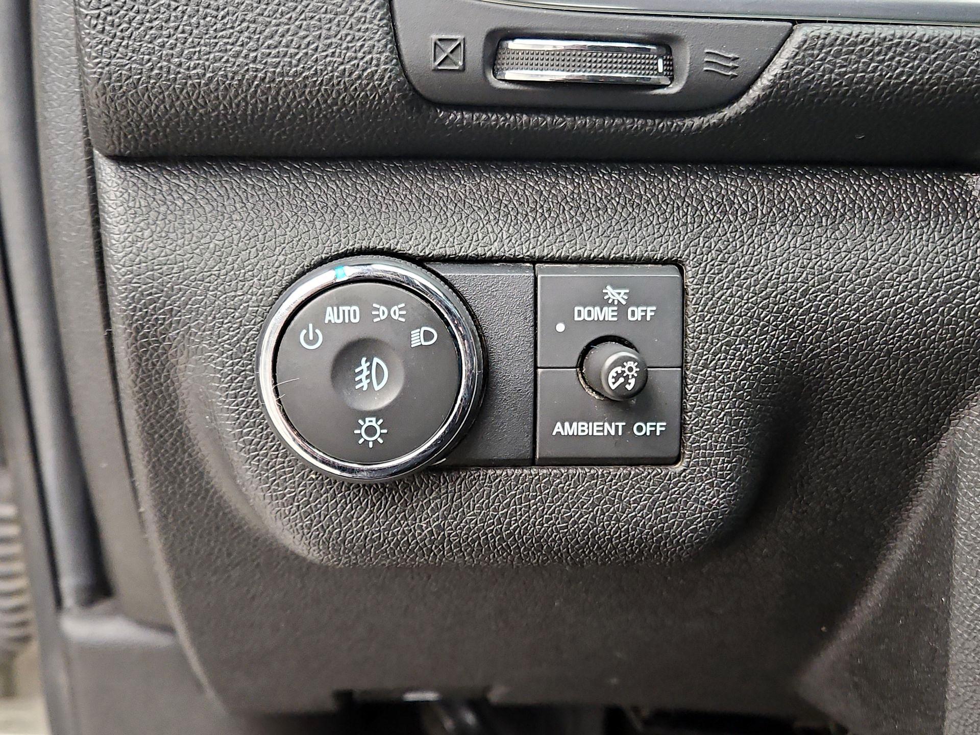 Thumbnail: 2015 Chevrolet Traverse - 13