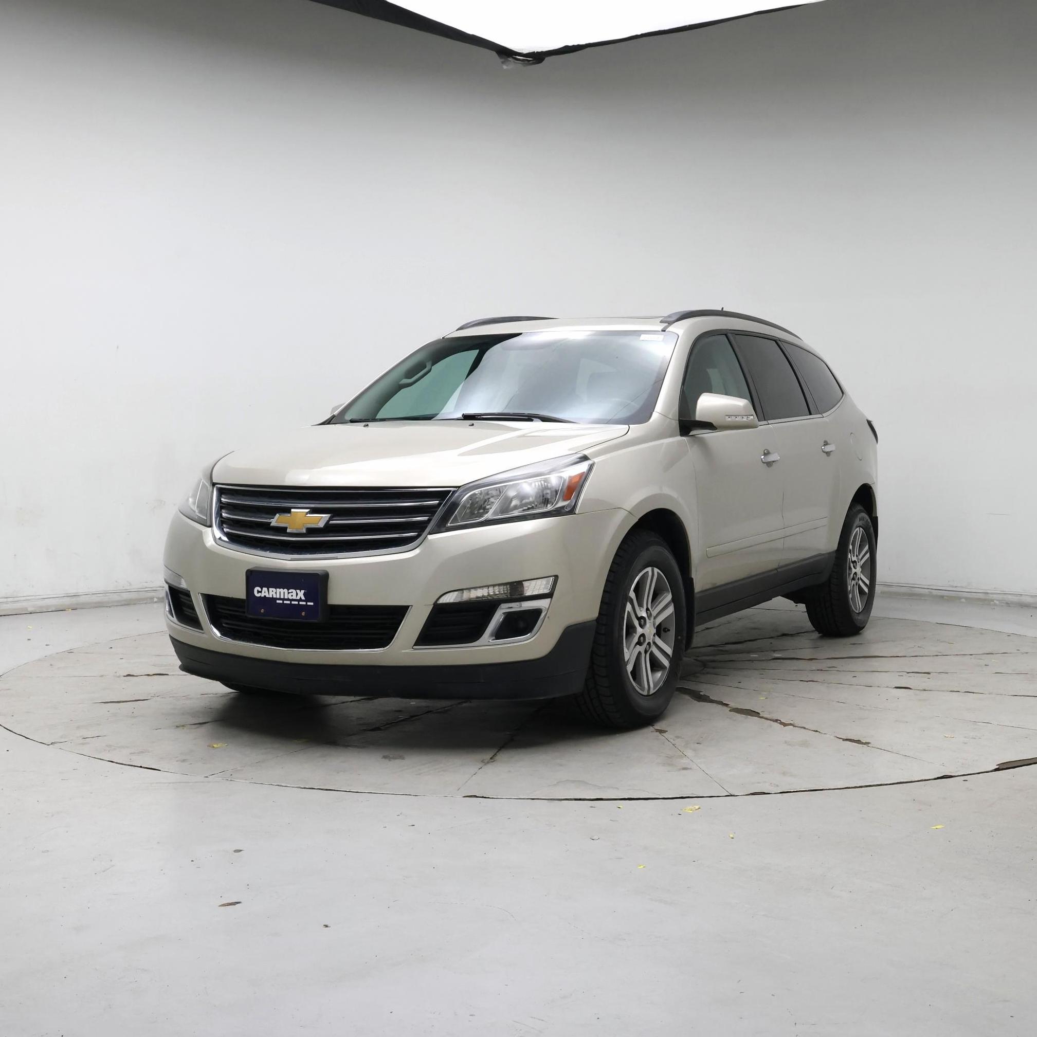 Thumbnail: 2015 Chevrolet Traverse - 4