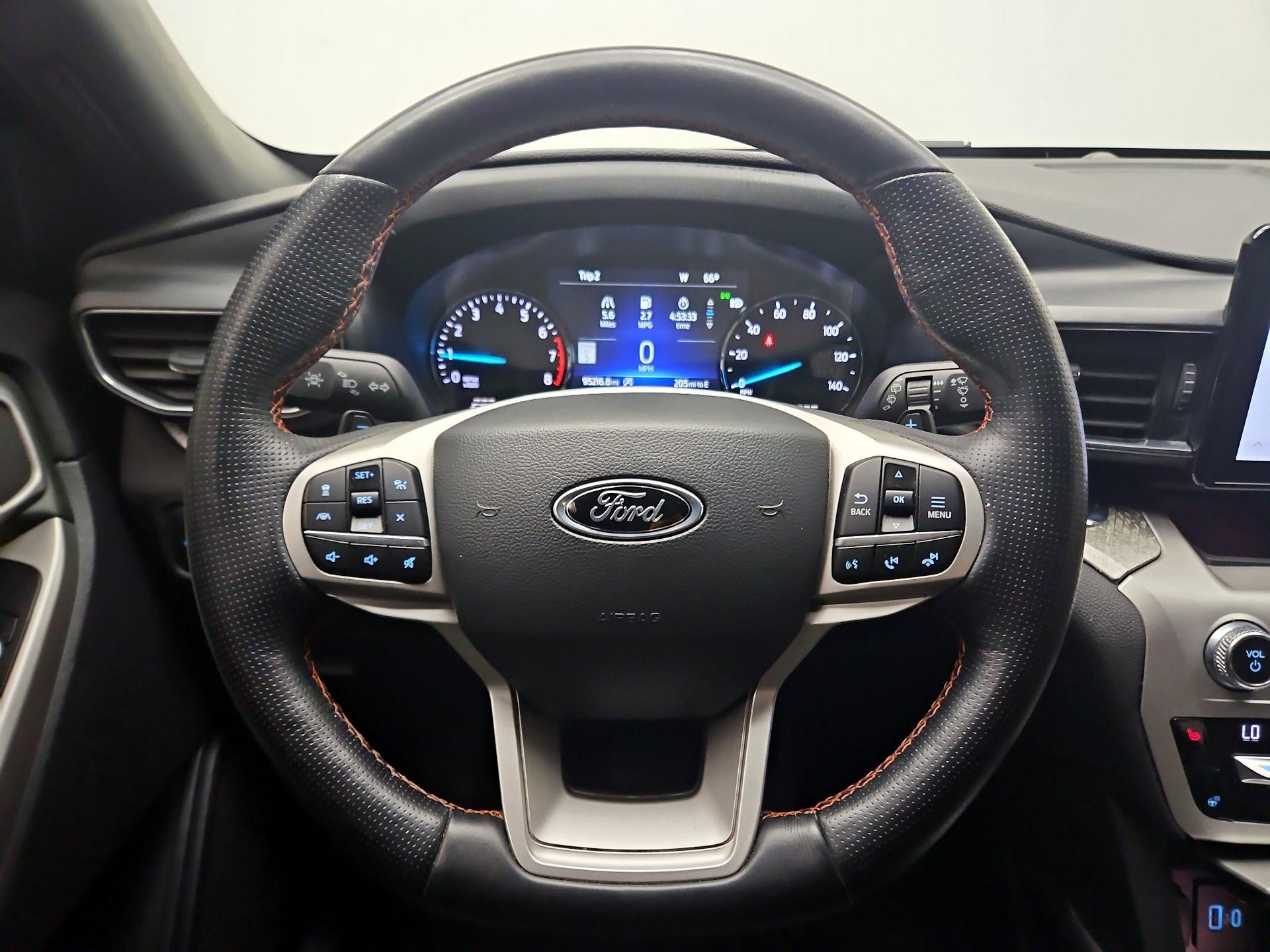 Thumbnail: 2021 Ford Explorer - 10