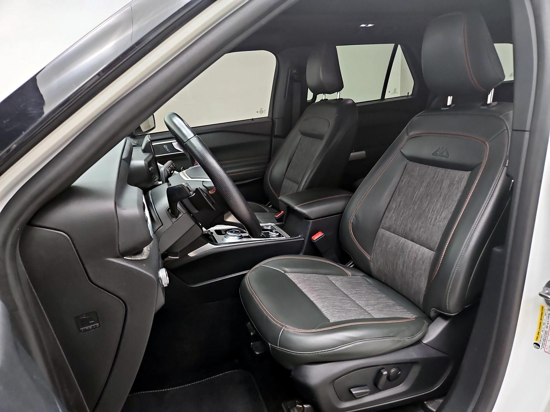 Thumbnail: 2021 Ford Explorer - 11