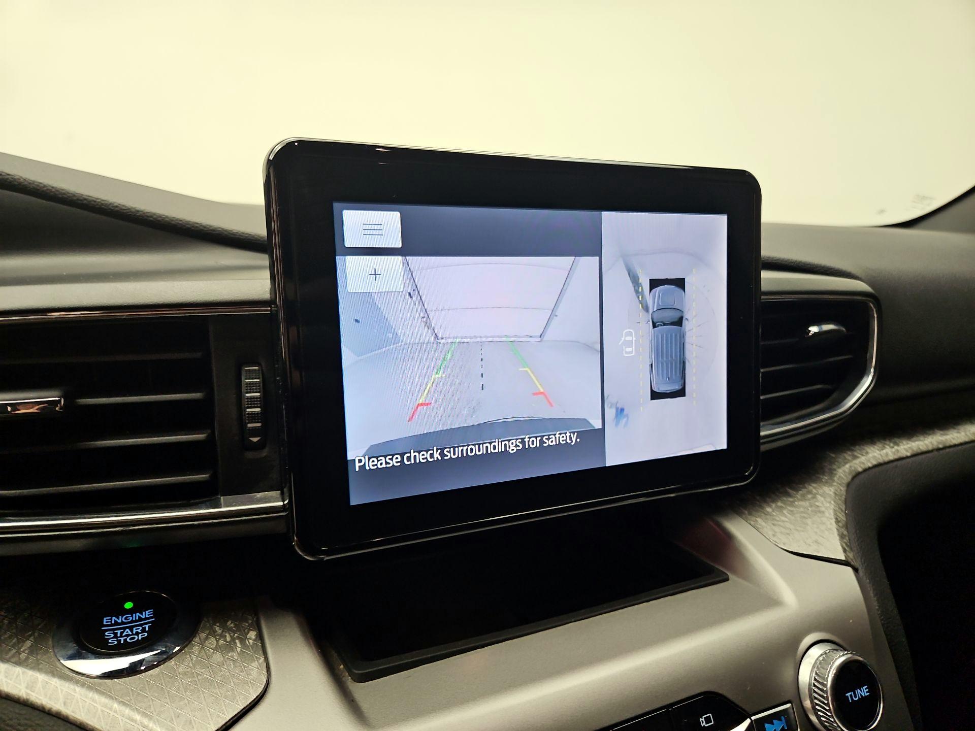 Thumbnail: 2021 Ford Explorer - 15