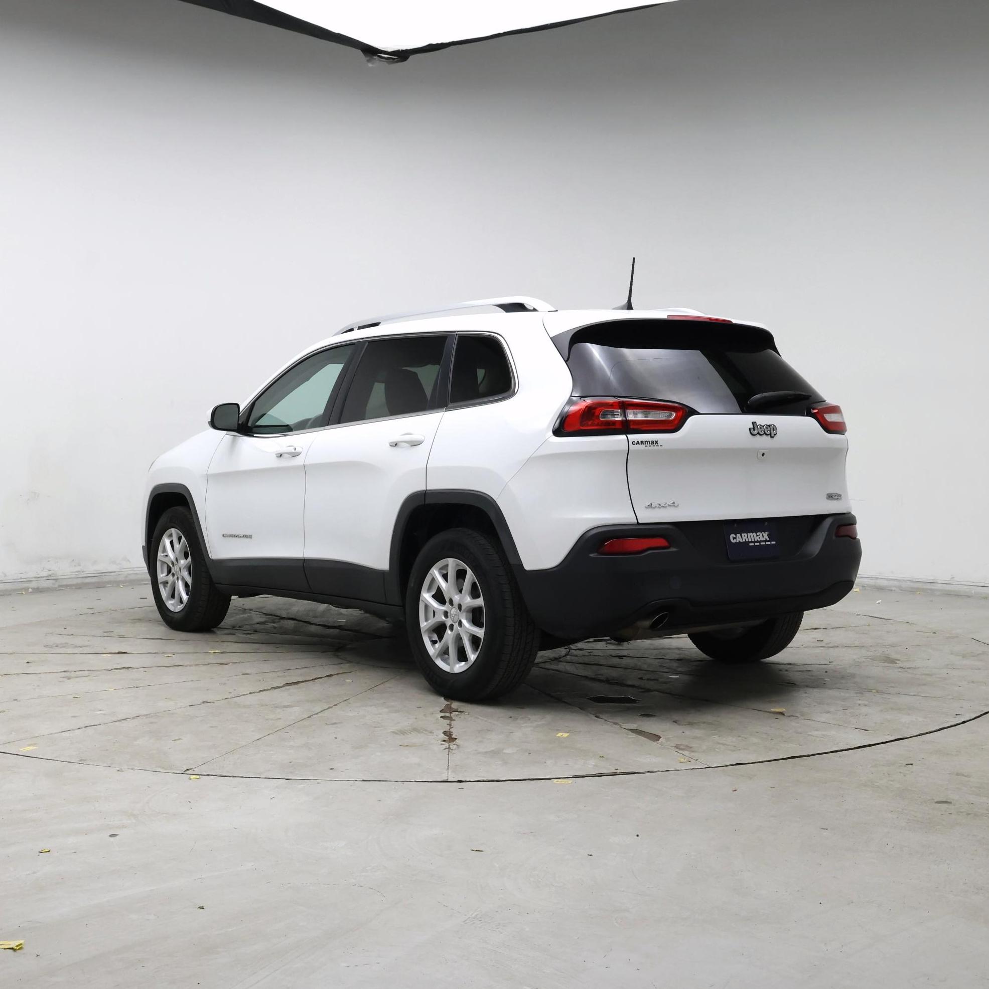 Thumbnail: 2017 Jeep Cherokee - 2