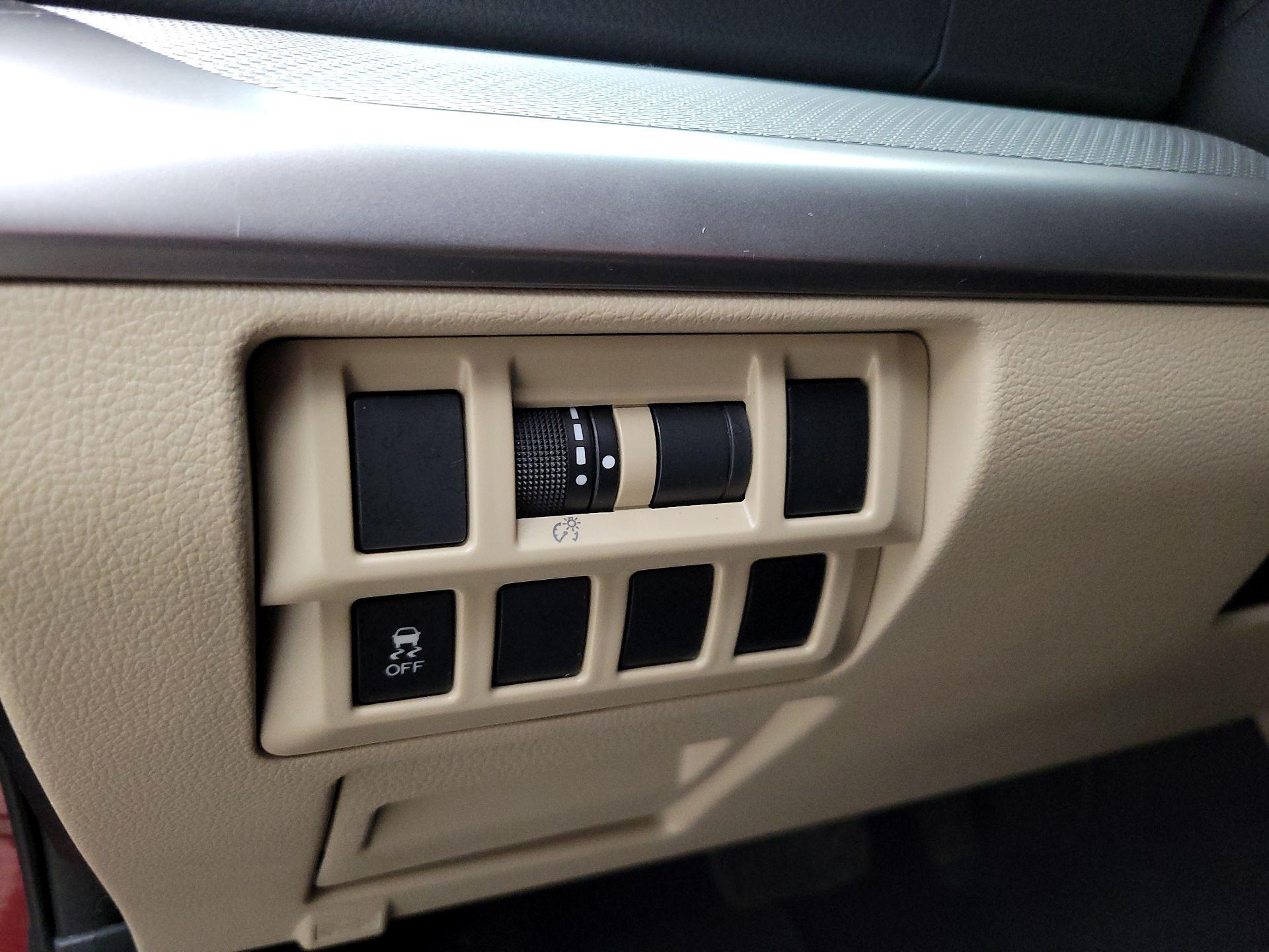 Thumbnail: 2017 Subaru Outback - 13