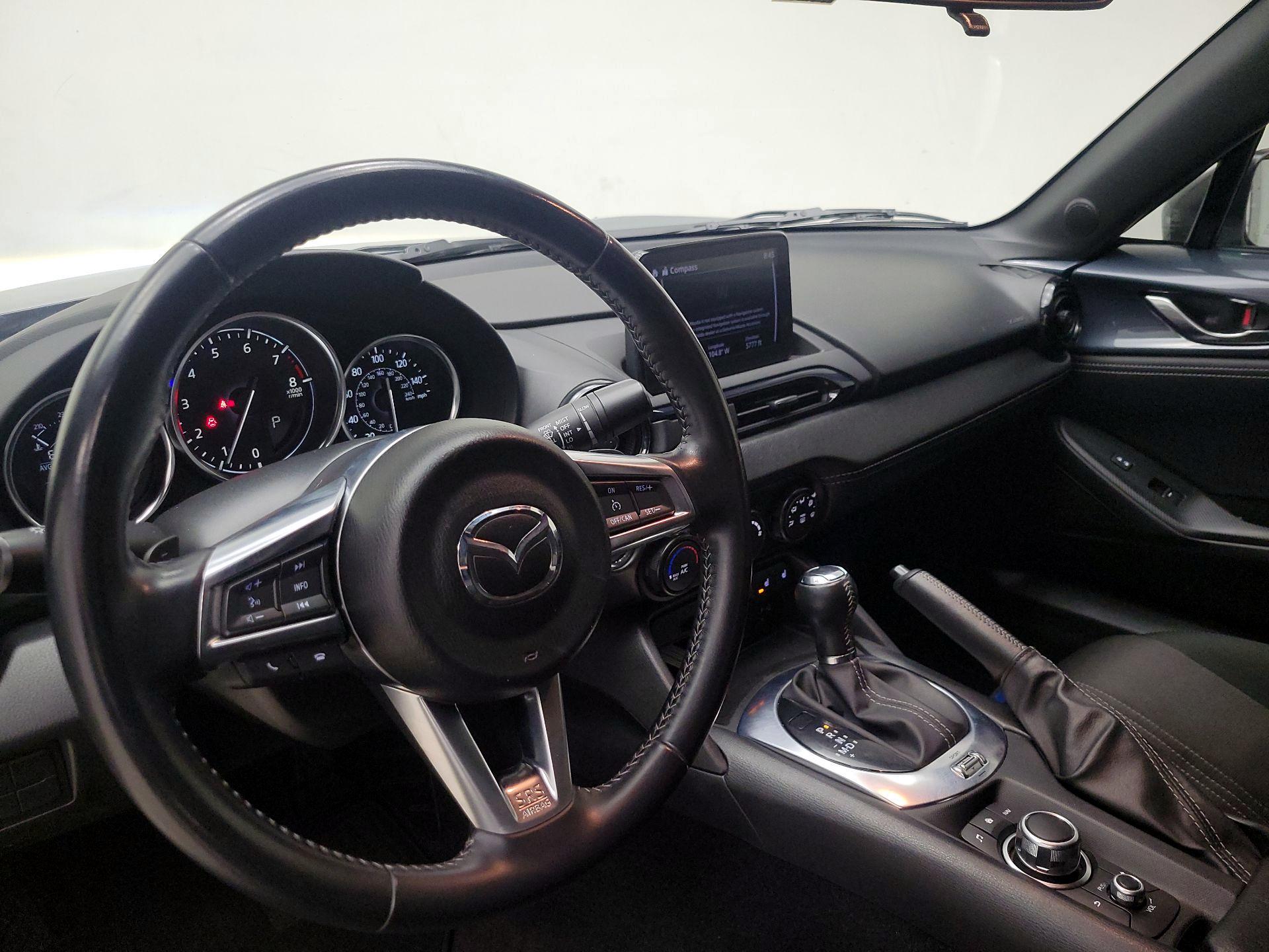 Thumbnail: 2020 Mazda MX-5 Miata - 9