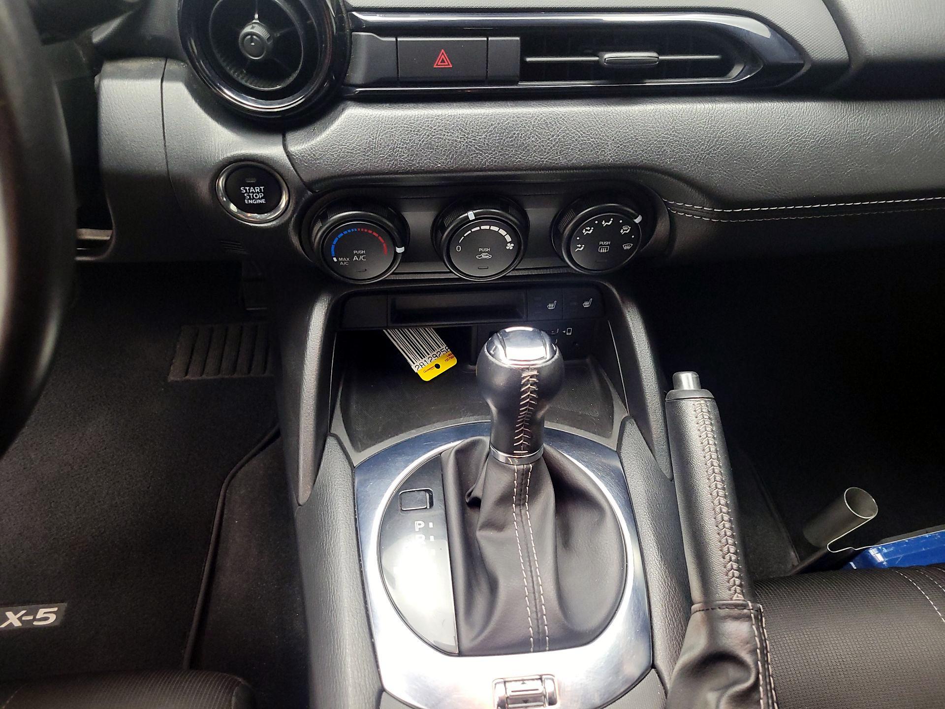 Thumbnail: 2020 Mazda MX-5 Miata - 18