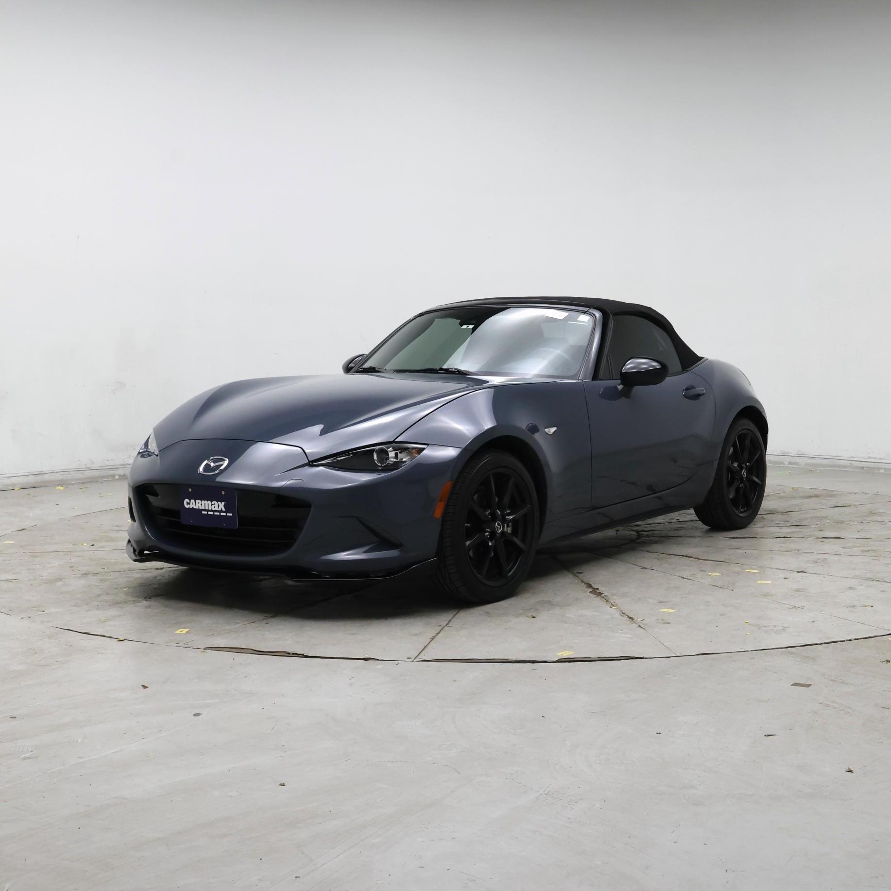 Thumbnail: 2020 Mazda MX-5 Miata - 4