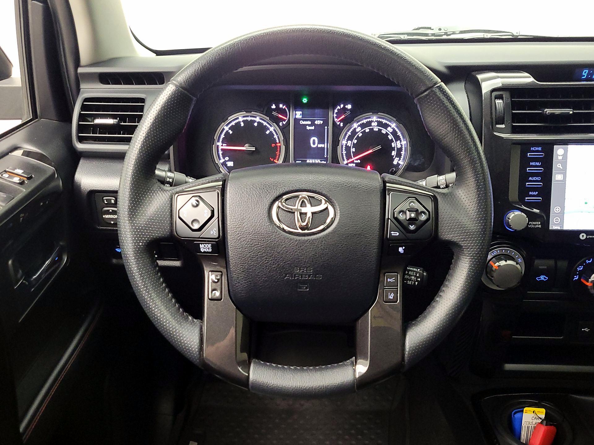 Thumbnail: 2020 Toyota 4Runner - 10