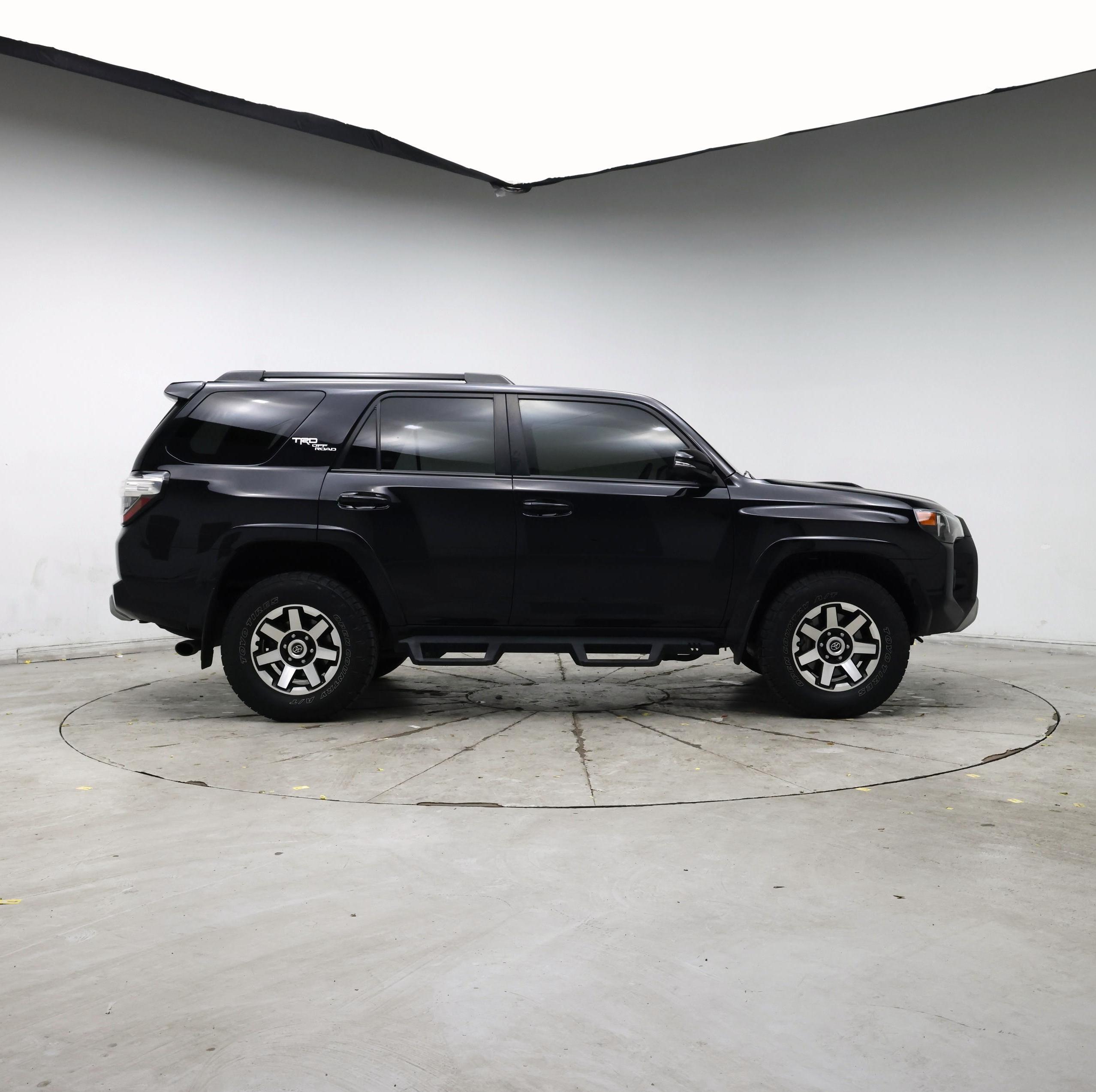 Thumbnail: 2020 Toyota 4Runner - 7