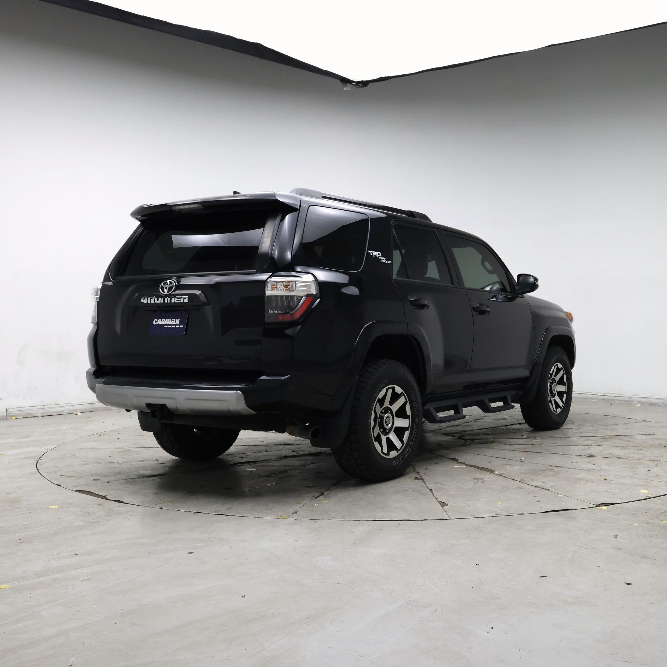 Thumbnail: 2020 Toyota 4Runner - 8