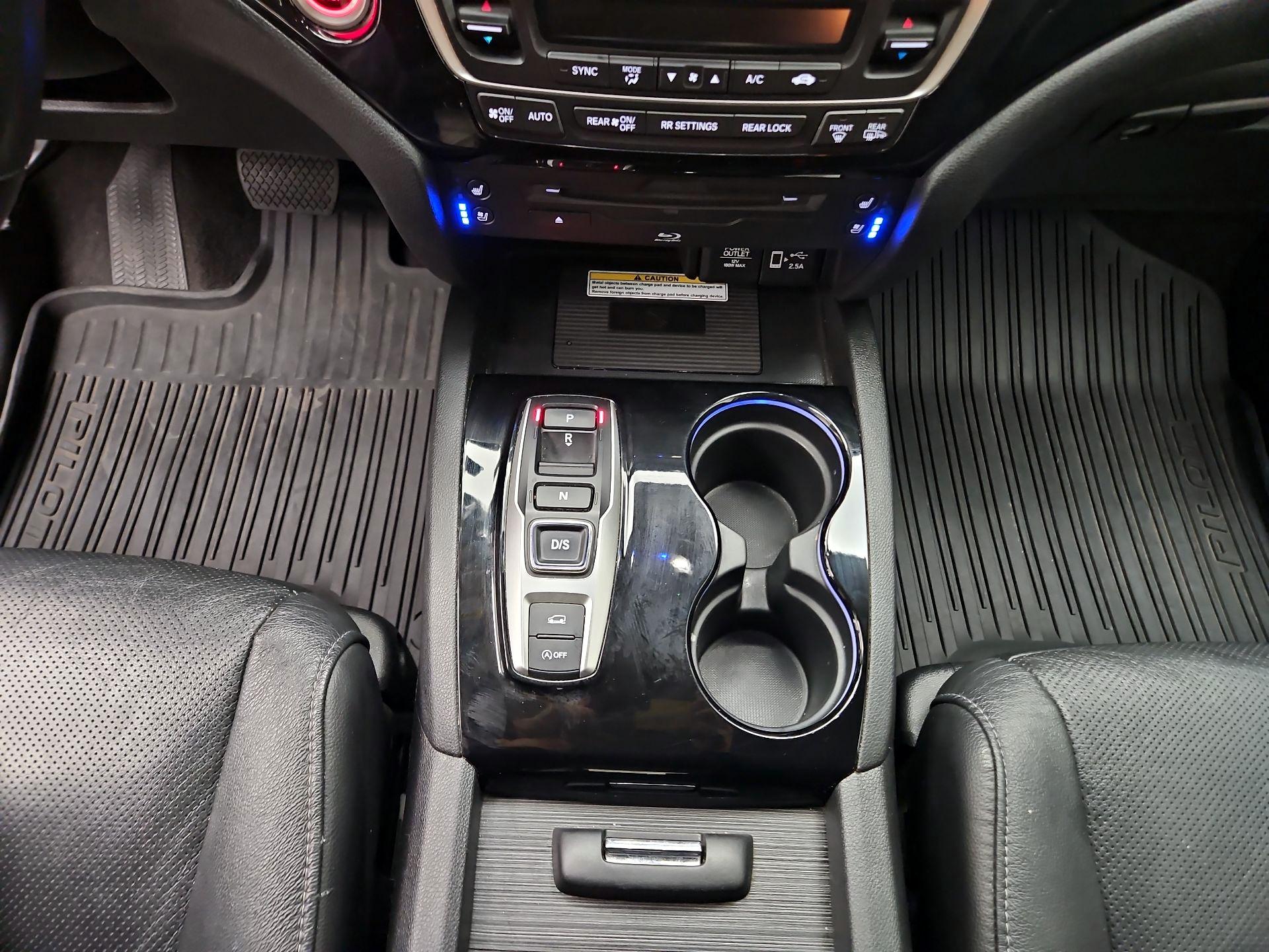 Thumbnail: 2019 Honda Pilot - 18