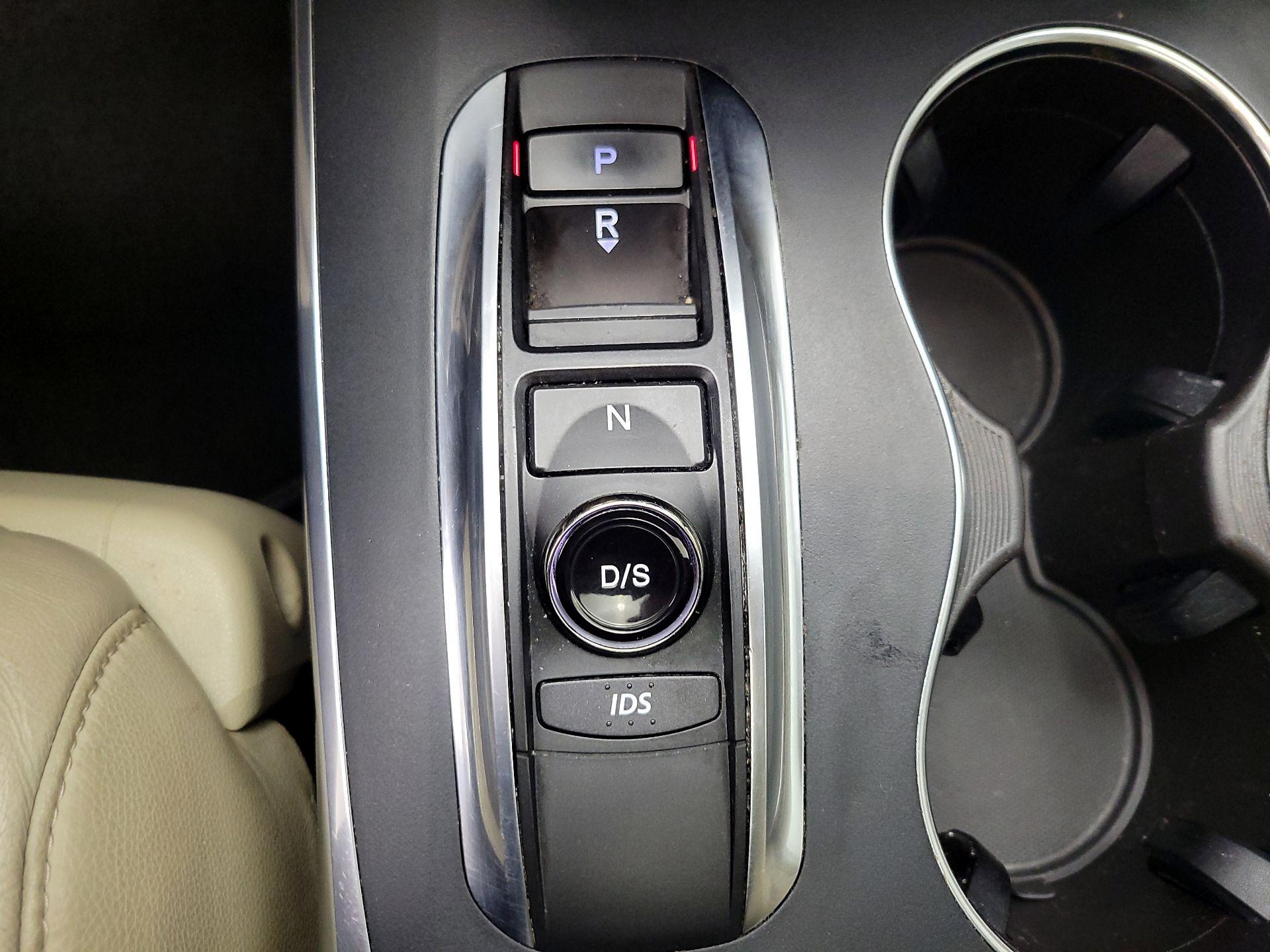 Thumbnail: 2016 Acura MDX - 17