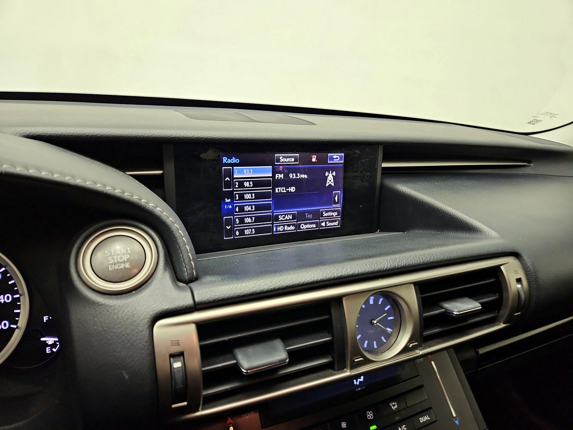 Thumbnail: 2014 Lexus IS - 16