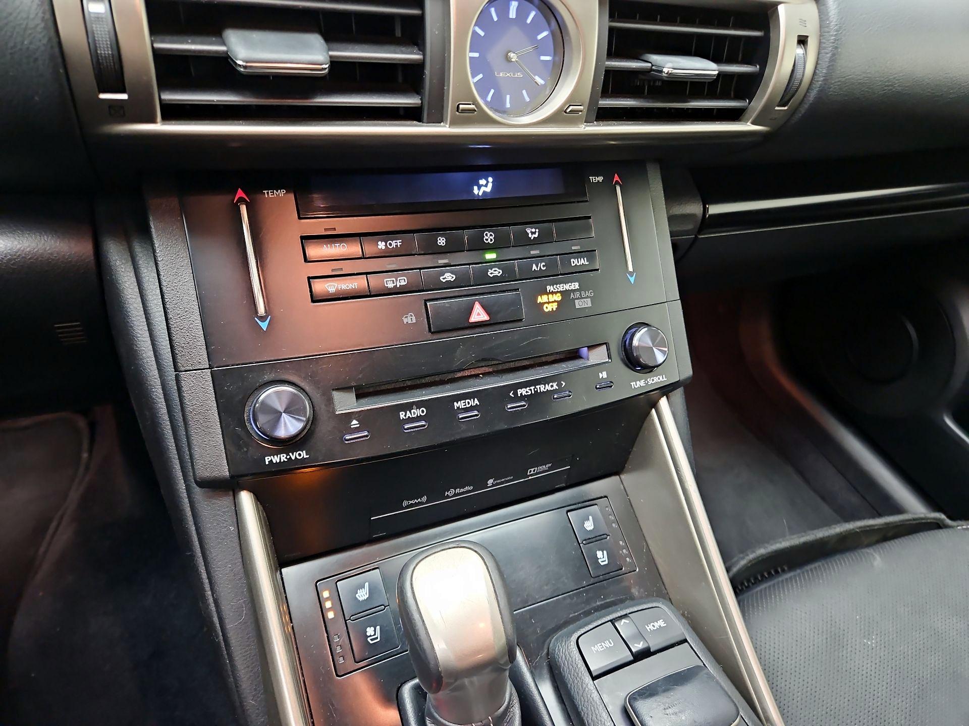 Thumbnail: 2014 Lexus IS - 17