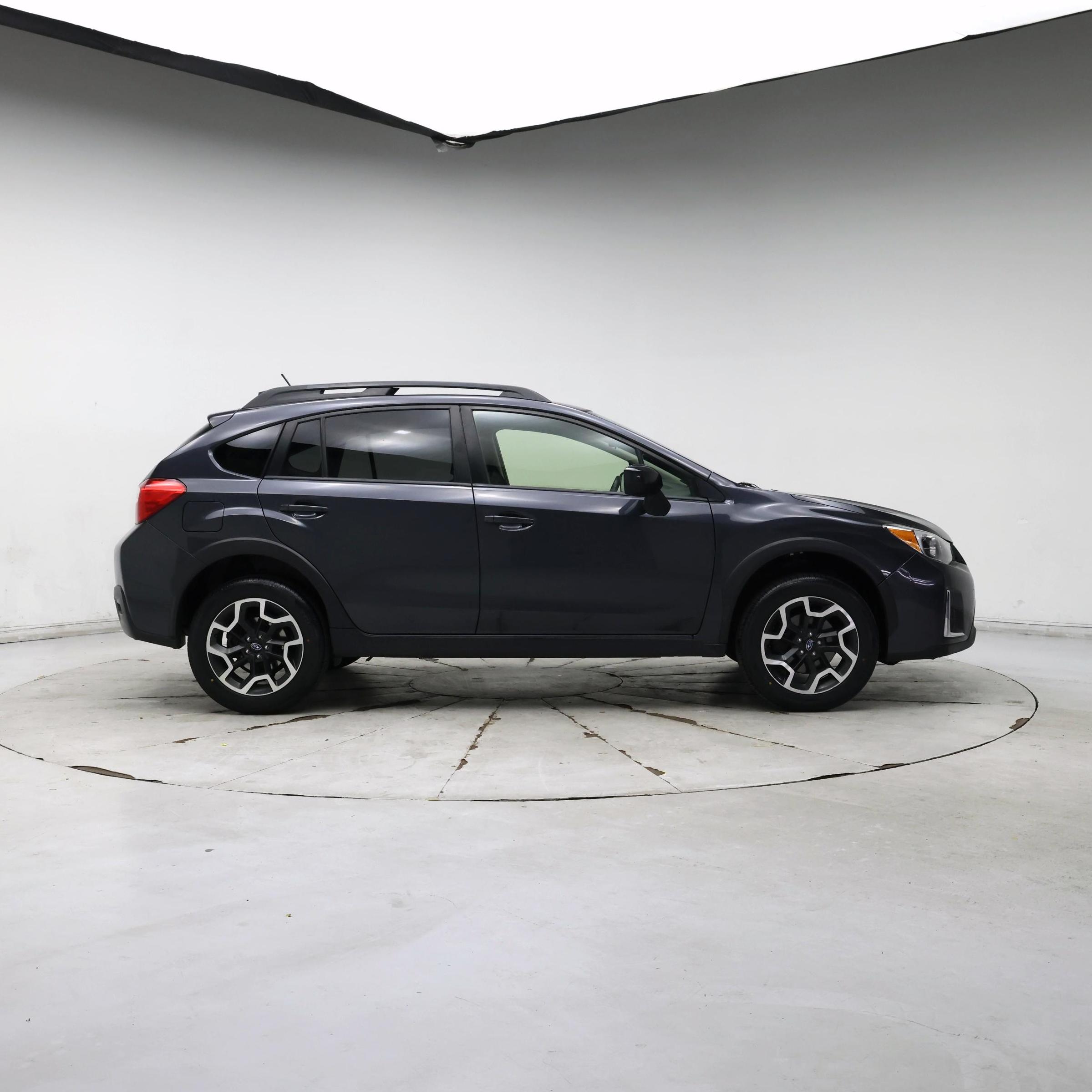 Thumbnail: 2017 Subaru Crosstrek - 7