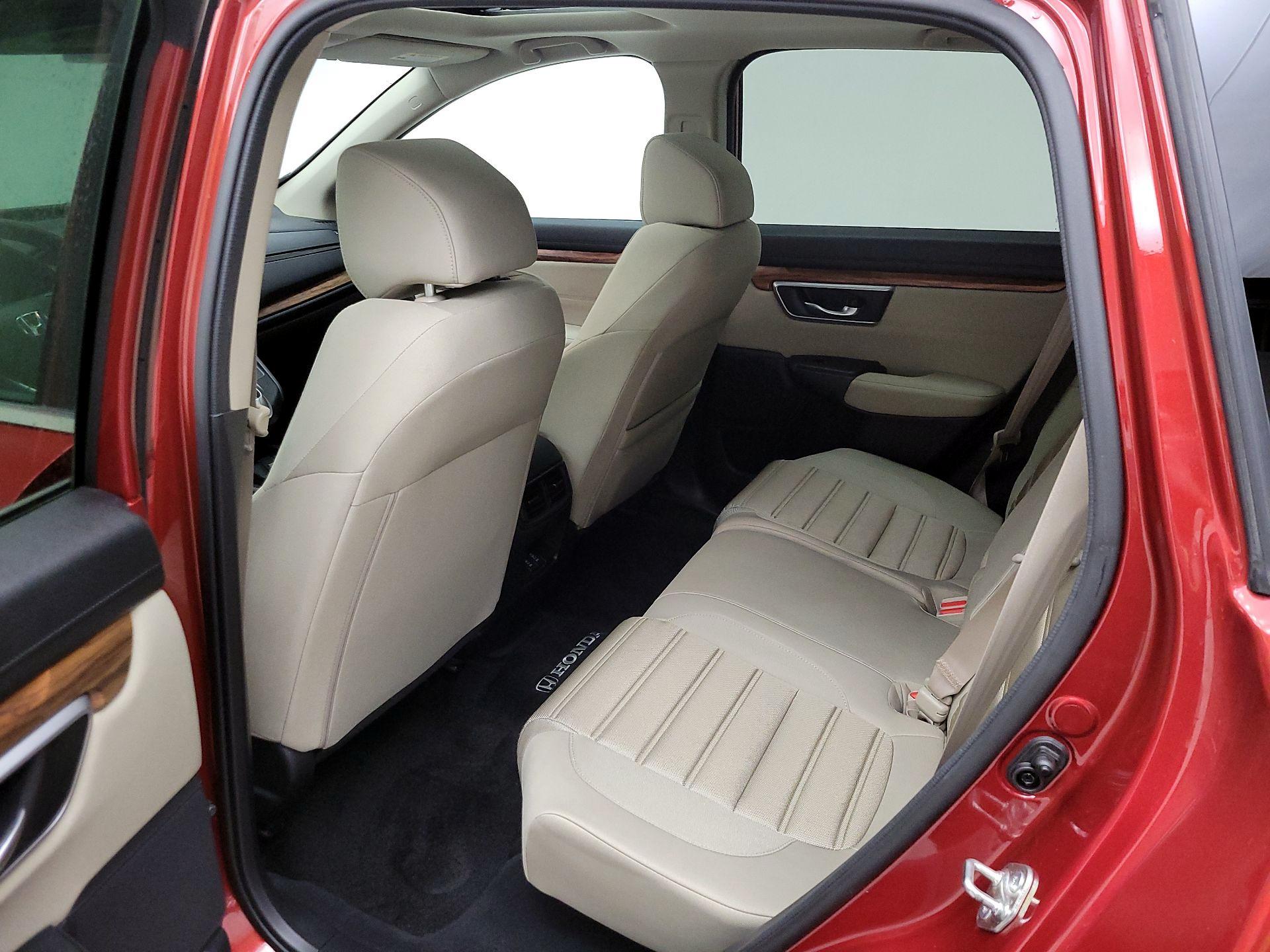 Thumbnail: 2019 Honda CR-V - 20