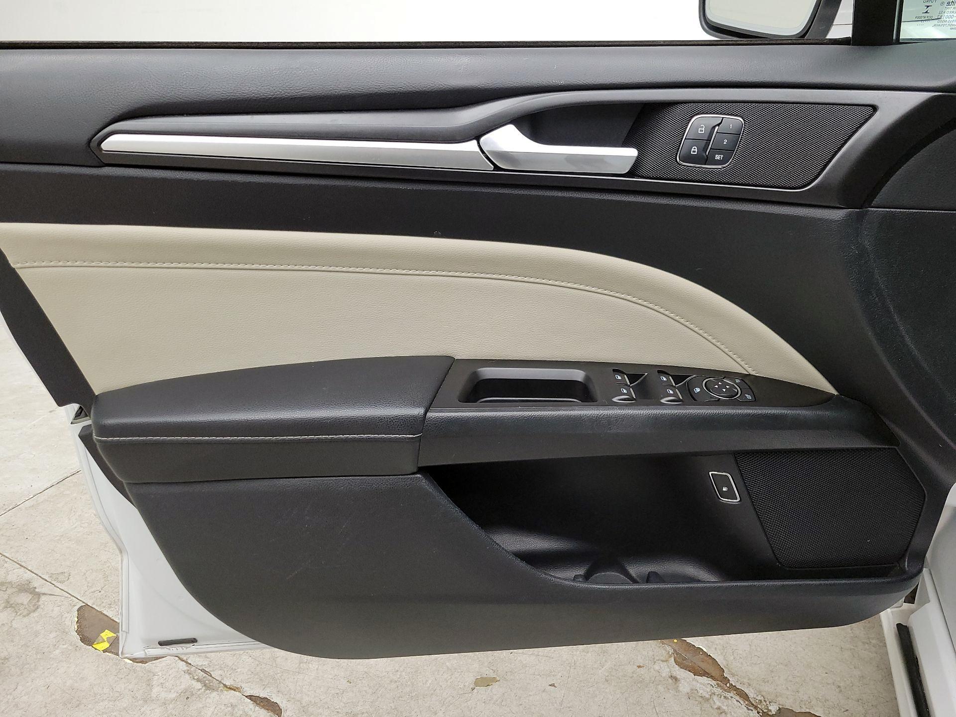 Thumbnail: 2018 Ford Fusion - 12