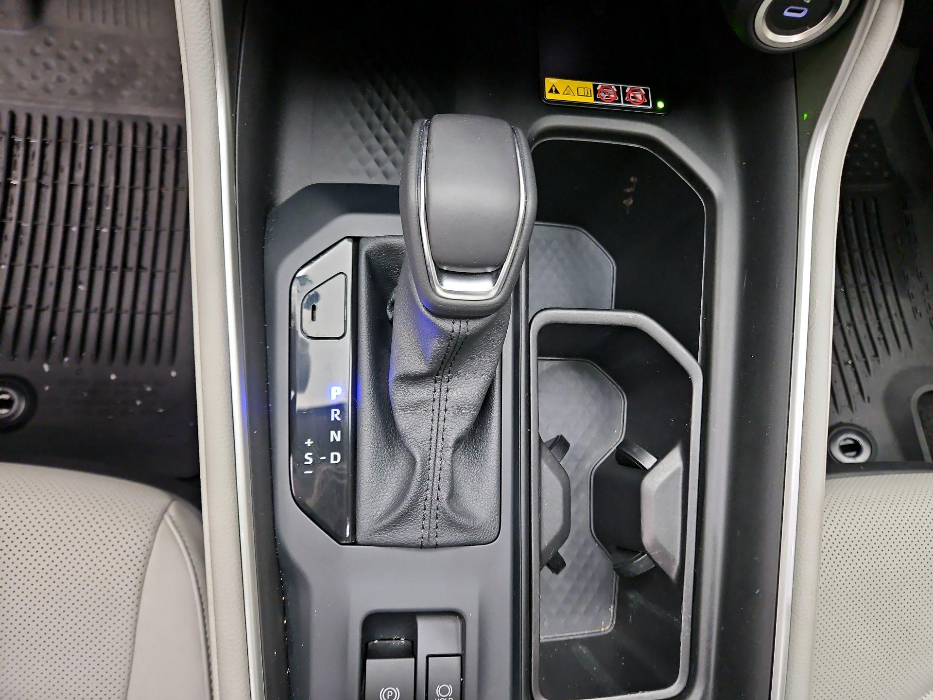 Thumbnail: 2025 Toyota Highlander - 18