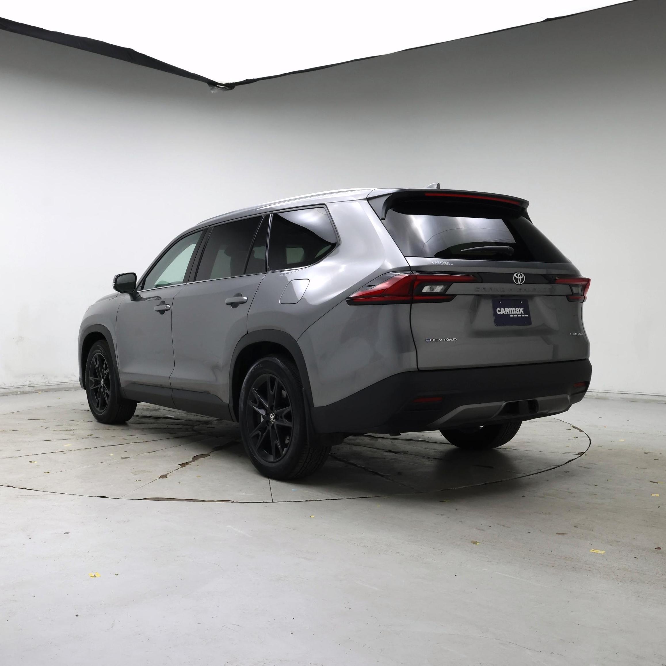 Thumbnail: 2025 Toyota Highlander - 2